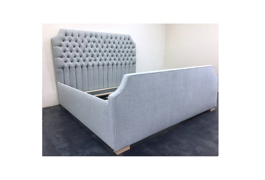 tufted bed.jpg
