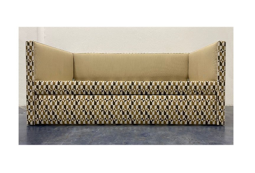 daybed 3-sided two tone.jpg