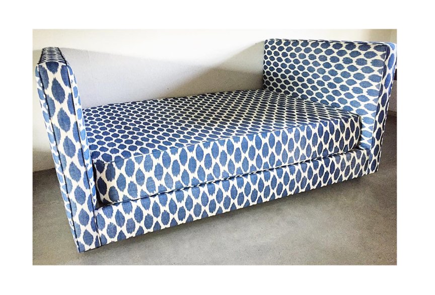 daybed blue and white.jpg