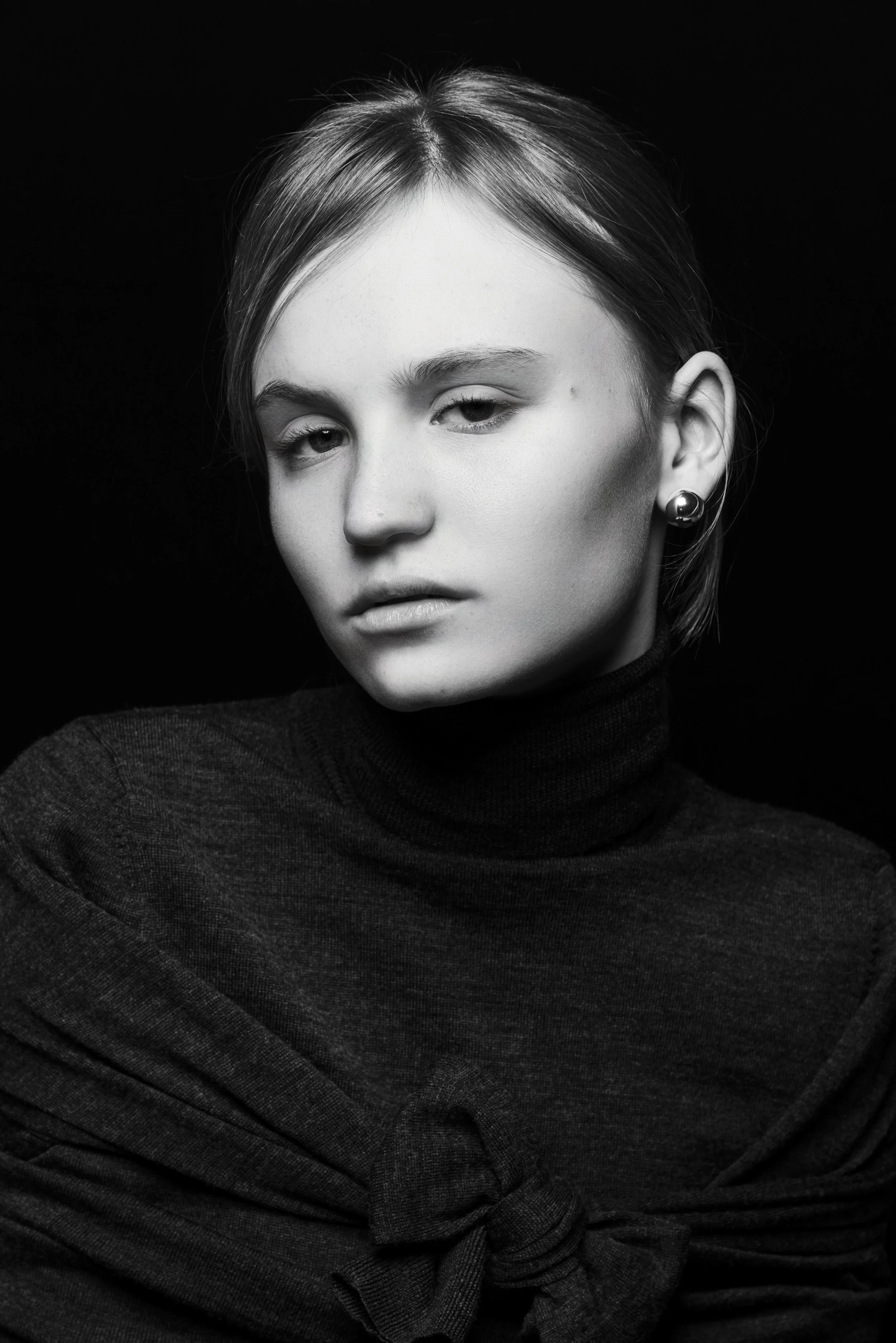 Model: Jeanne,  (Agency: Visage)