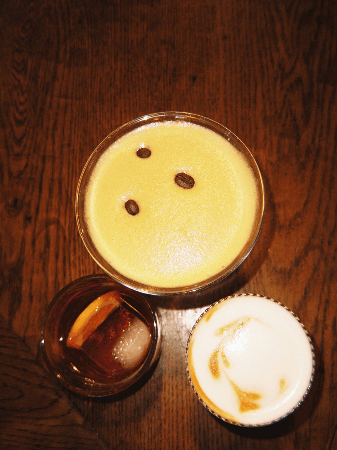 happy-hour-near-lonon-bridge-the-last-talisman.png