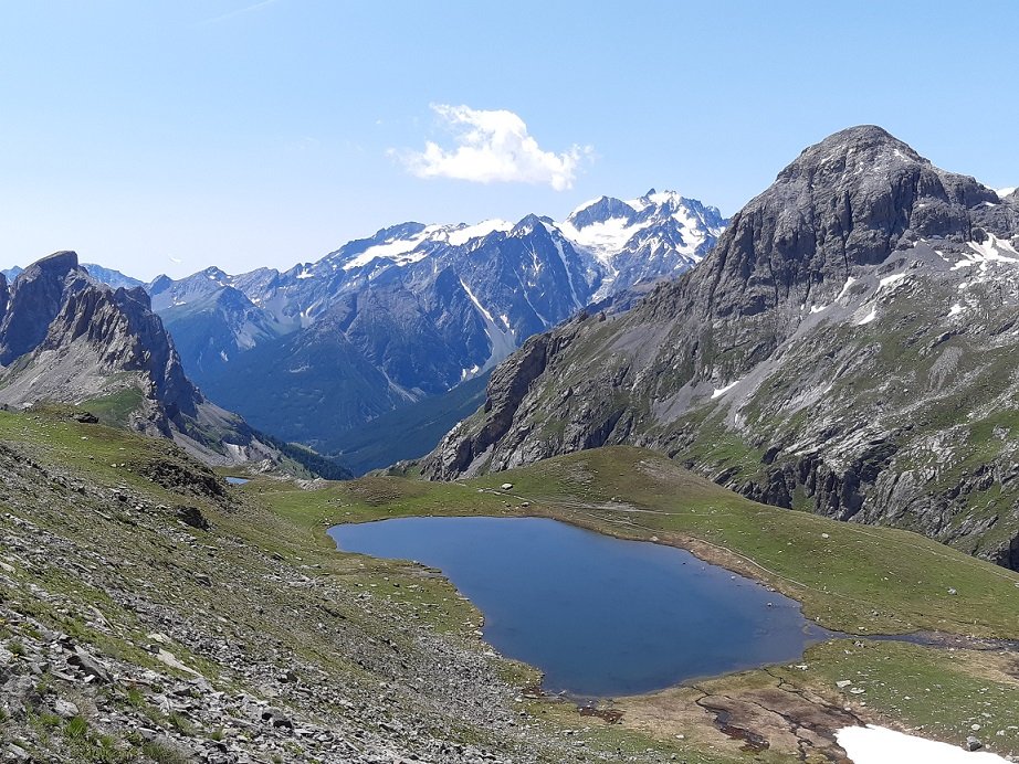 lacs au soleil des Hautes Alpes.jpg