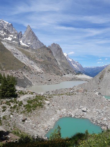 lac glaciaire du Miage.jpg