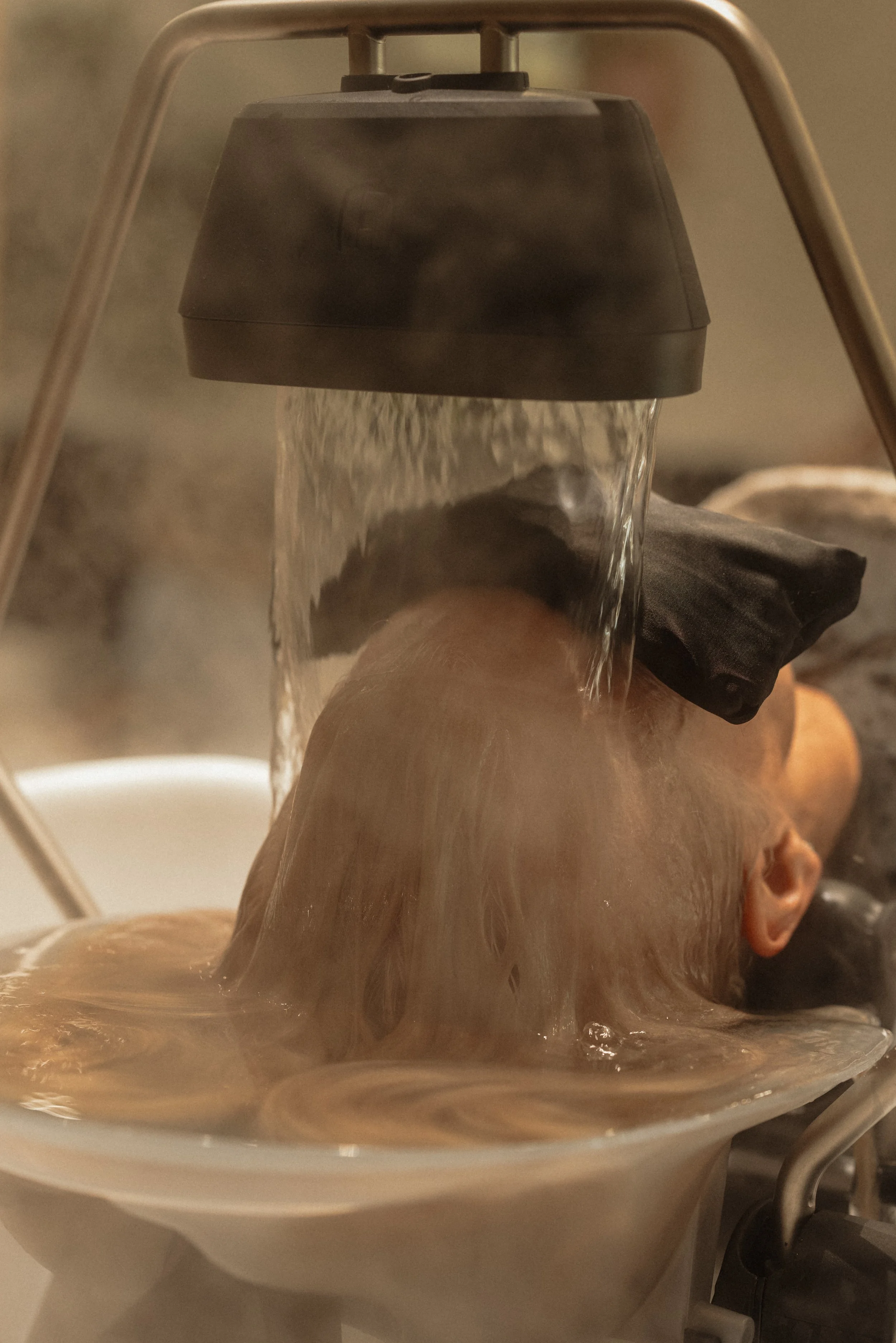 Pre-Event HeadSpa: Why Calm Scalp = Better Hair Results