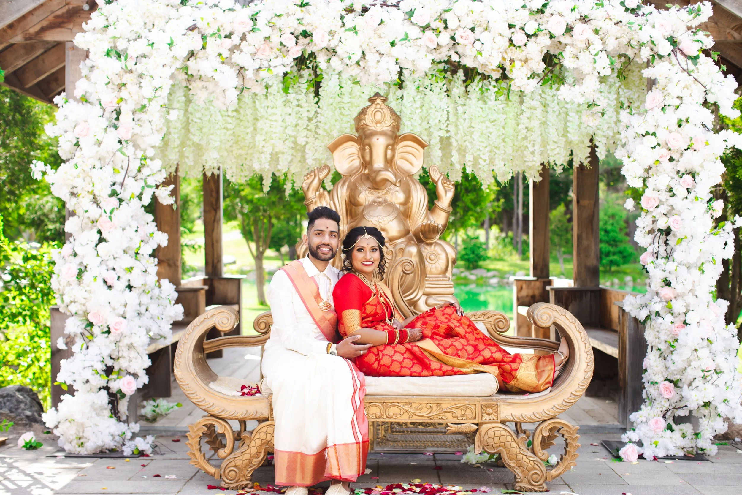 Capturing the Details: Why Tamil Hindu Wedding Decor Matters in Photos