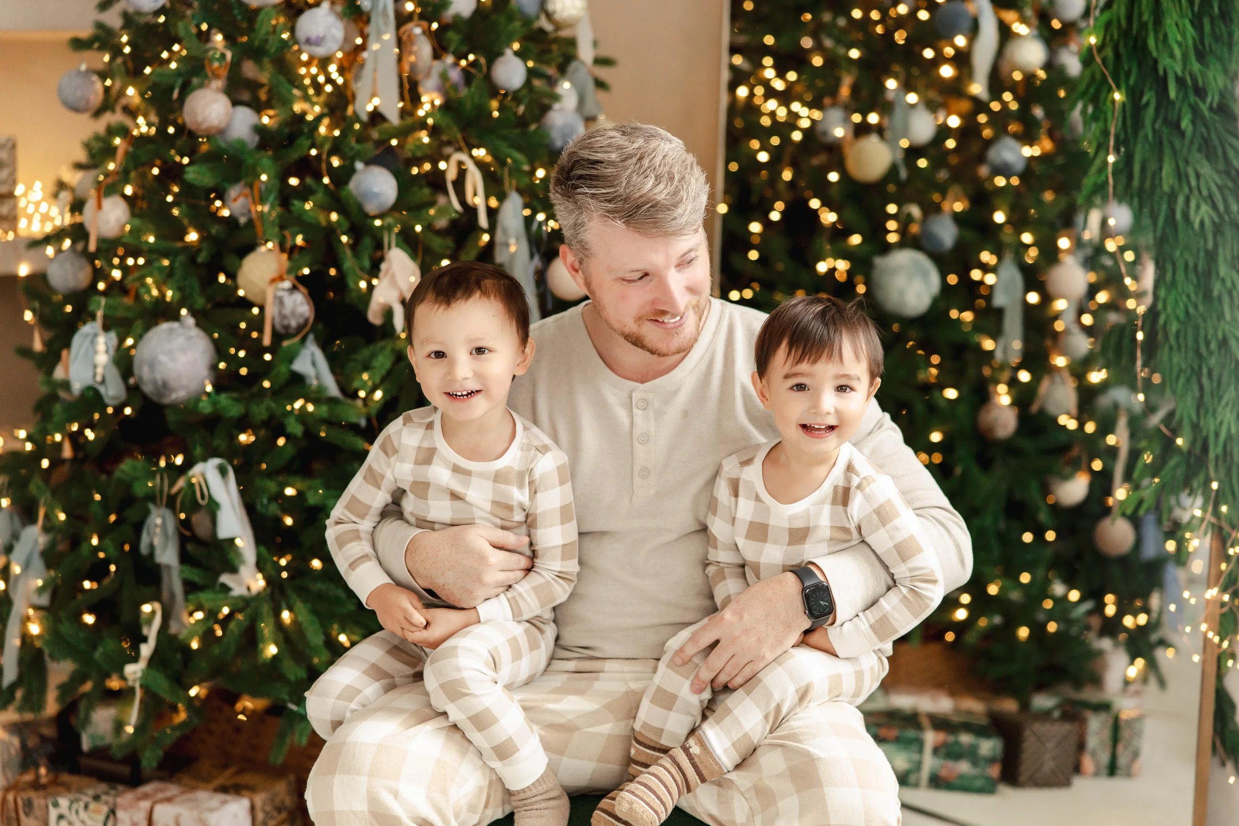 Toronto Christmas mini session family photo in a designed holiday studio set