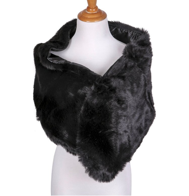 8909+fur+cape+balck.jpg