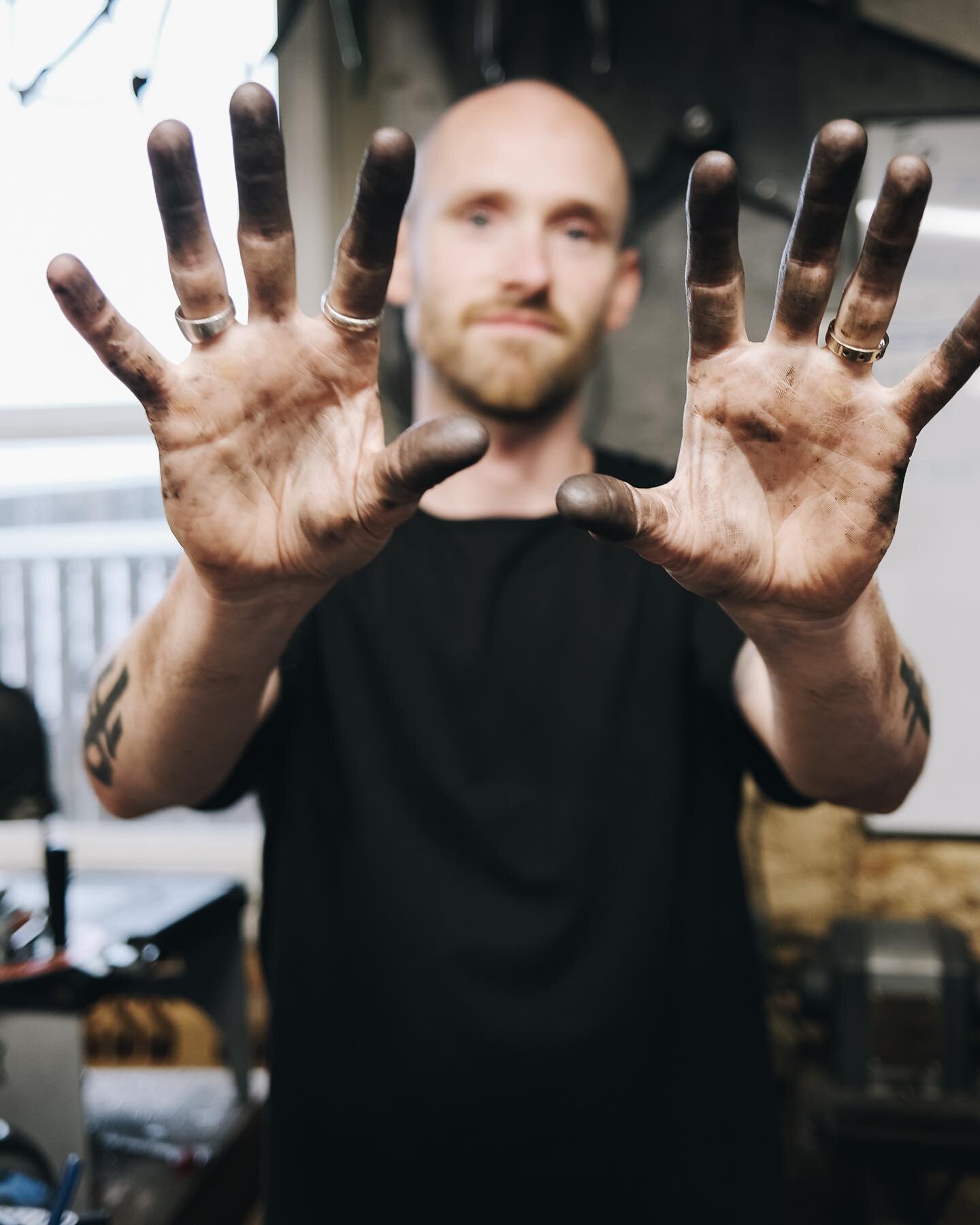 It&rsquo;s dirty work building bikes and we love it. 😈 #destroy 
.
.
PDX BUILT//AMERICAN MADE
.
#destroybikeco #handmade #custom #trackbike #tracklocross #fgfs #bikelife #diy #pdxbuiltamericanmade
Photo: @geojenkins