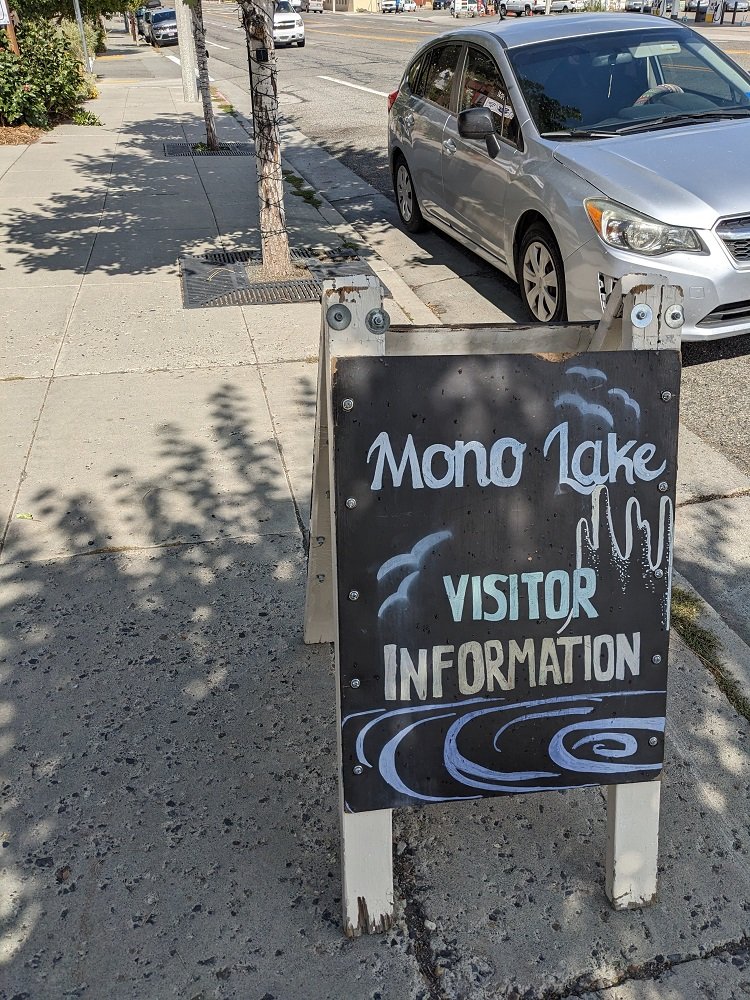 monovc sign.jpg