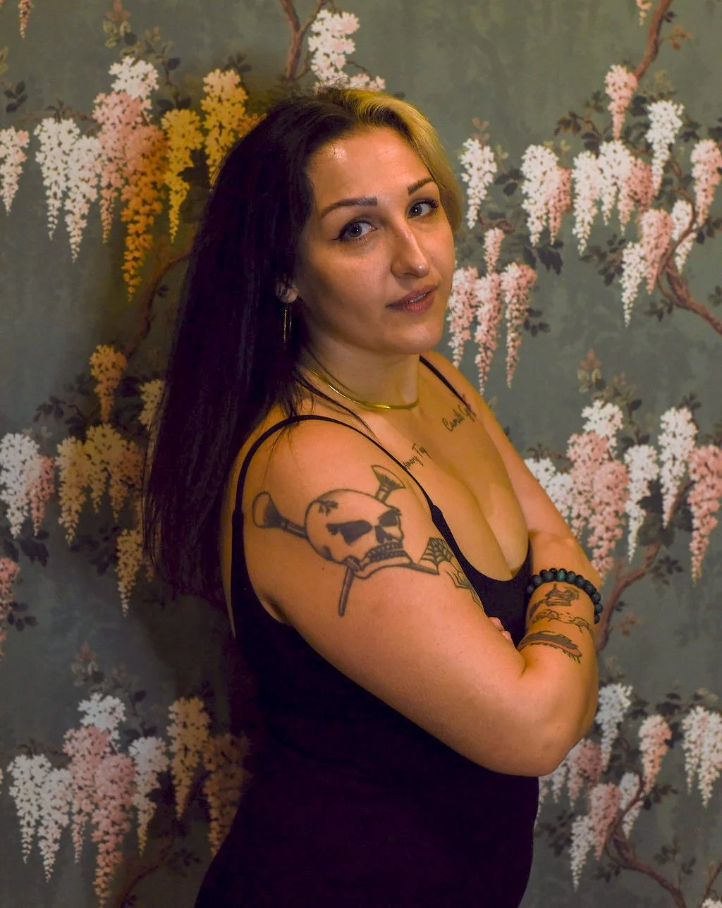 Kyra (She/Her) is a Licensed Esthetician specializing in holistic, massage focused skincare who offers treatments that balance visible results with nervous system reset. Certified in Lymphatic Drainage, Kyra incorporates intentional massage technique