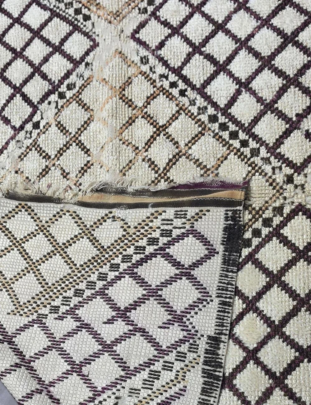 vintage-moroccan-area-rug_2.jpeg