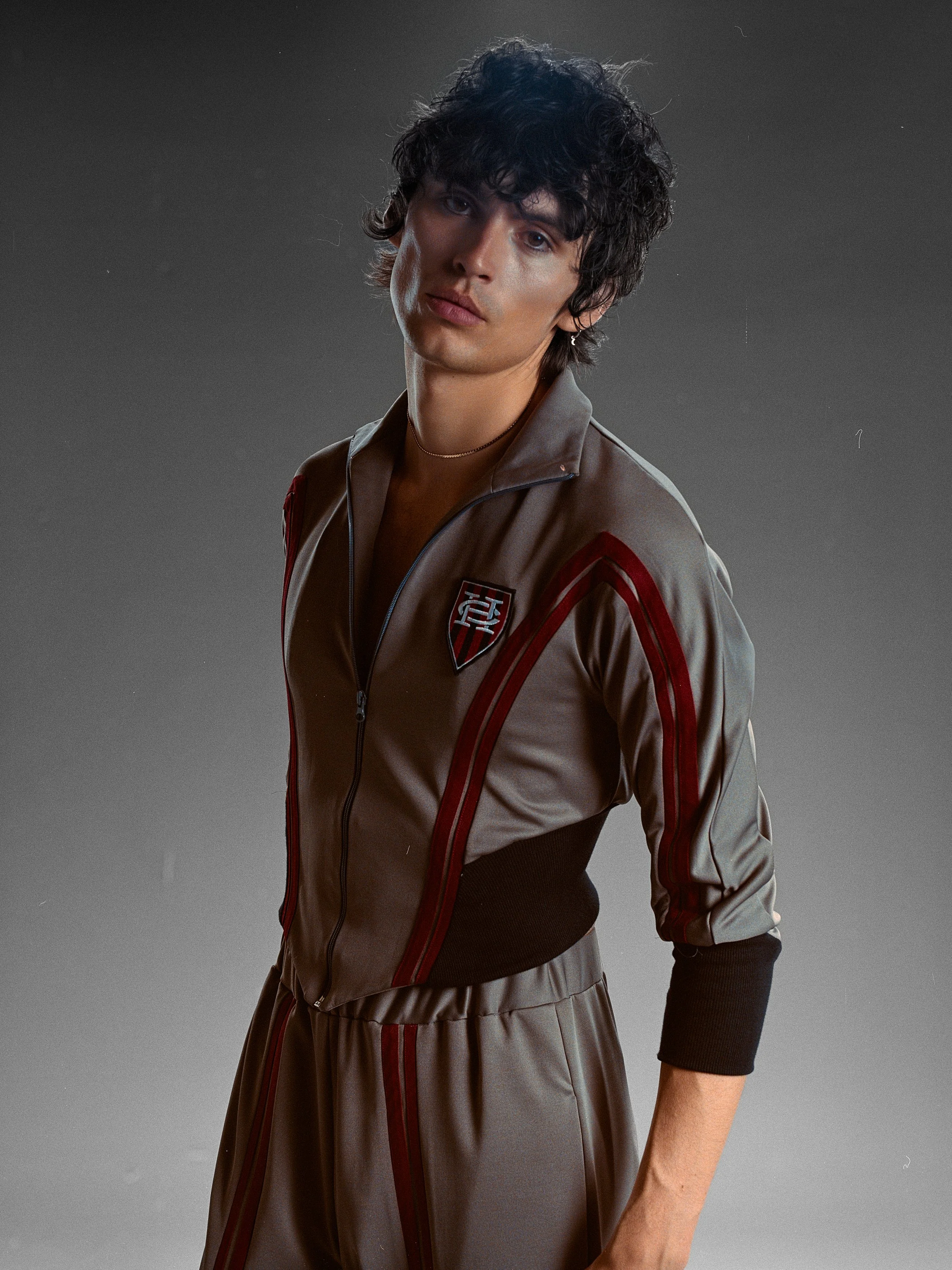 HC_LB_GREYTS_CROP.jpg