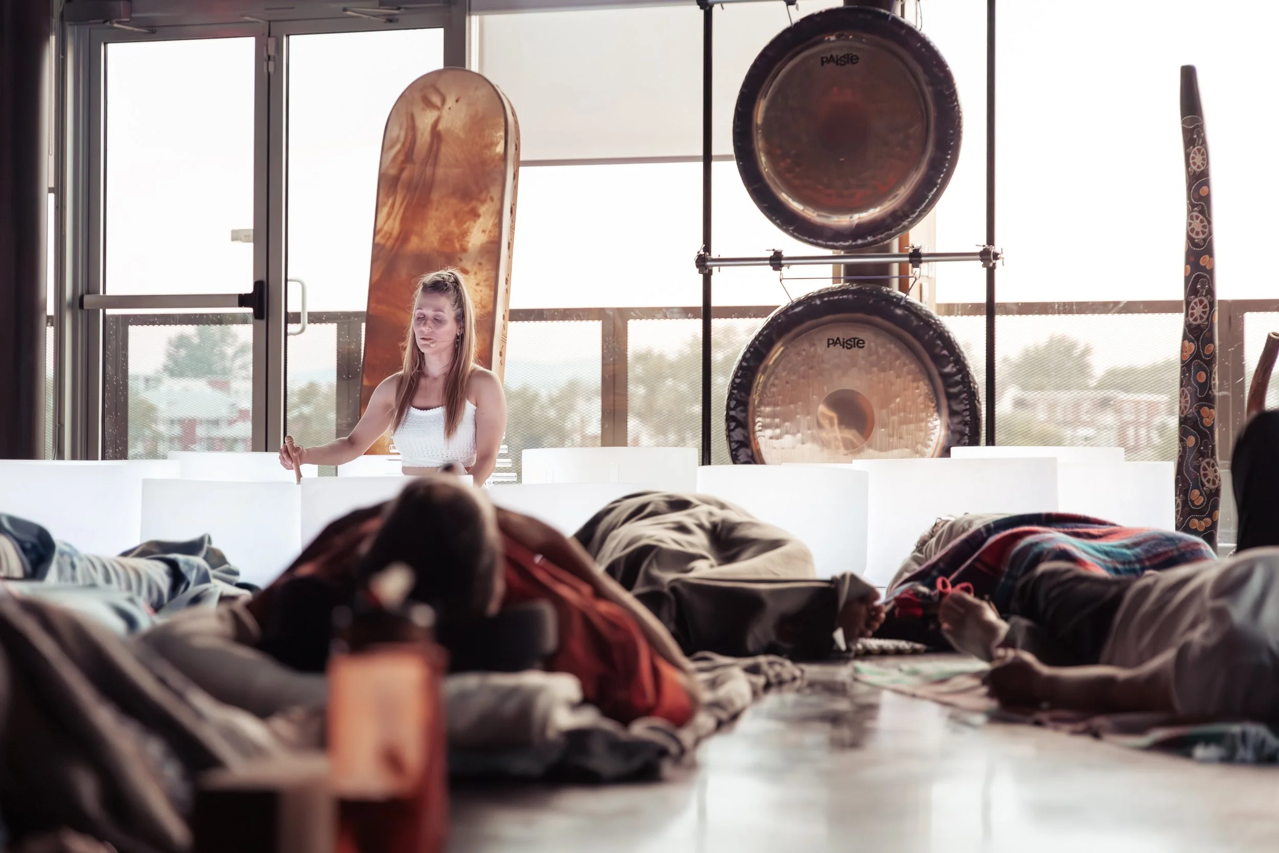 Bain sonore aux bols de cristal