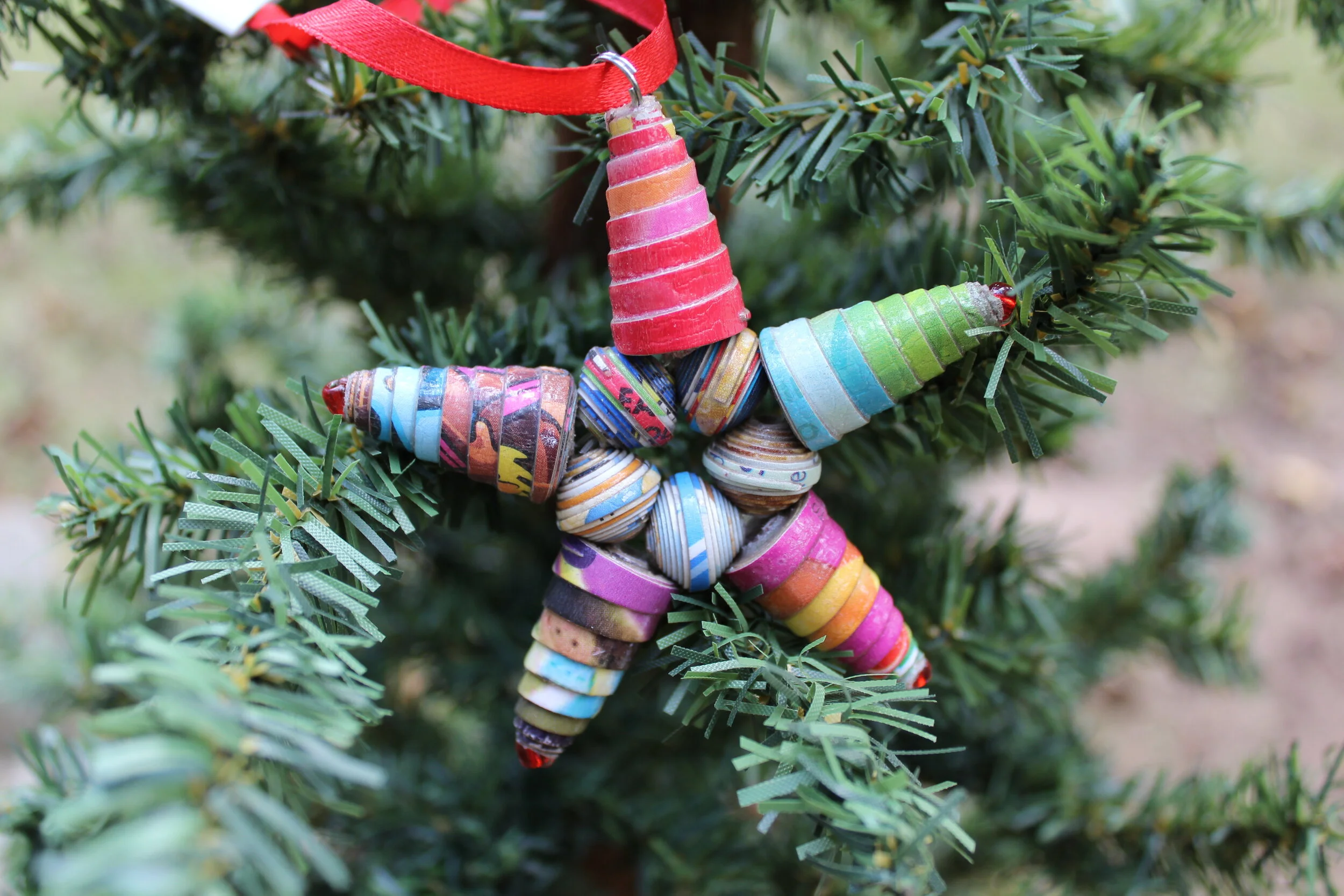 Paper Bead Star Ornament