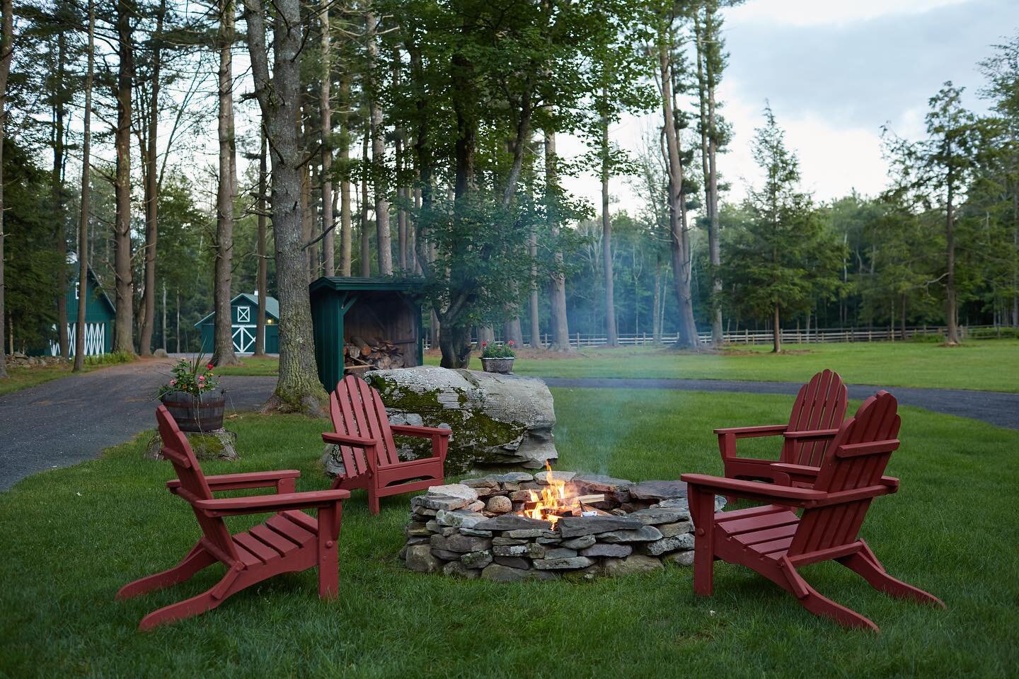 What are your weekend plans? This is the perfect spot to kick back and relax with friends and family. 
&bull;
&bull;
&bull;
#relax #realestate #upstateliving #livmanor #catskillmountains #sullivancatskills #forsale #luxuryhomes #thehartranch #cedward