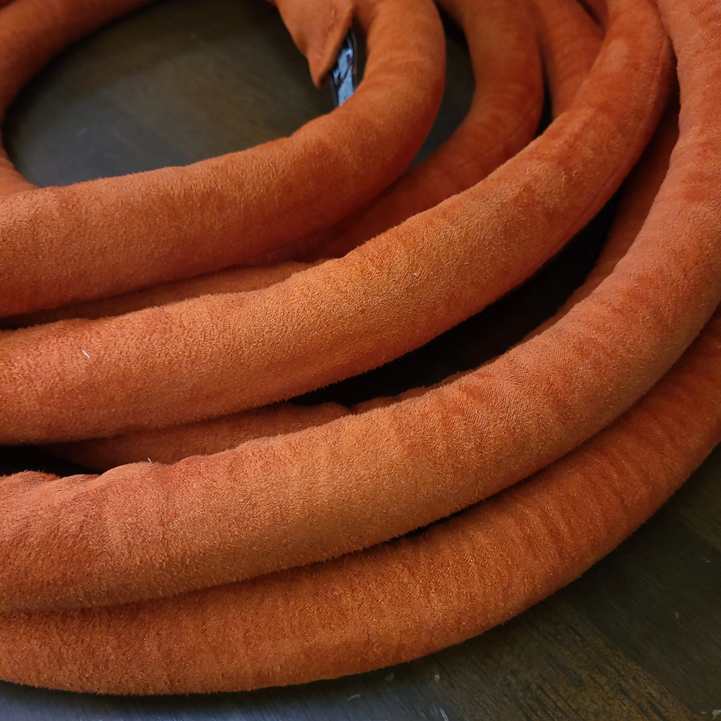 Aerial_Rope_Orange_03.jpg