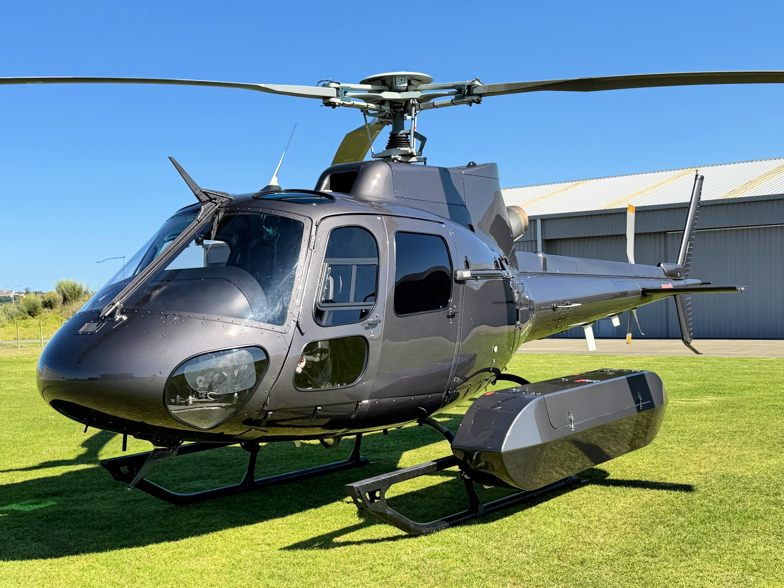 Airbus AS350