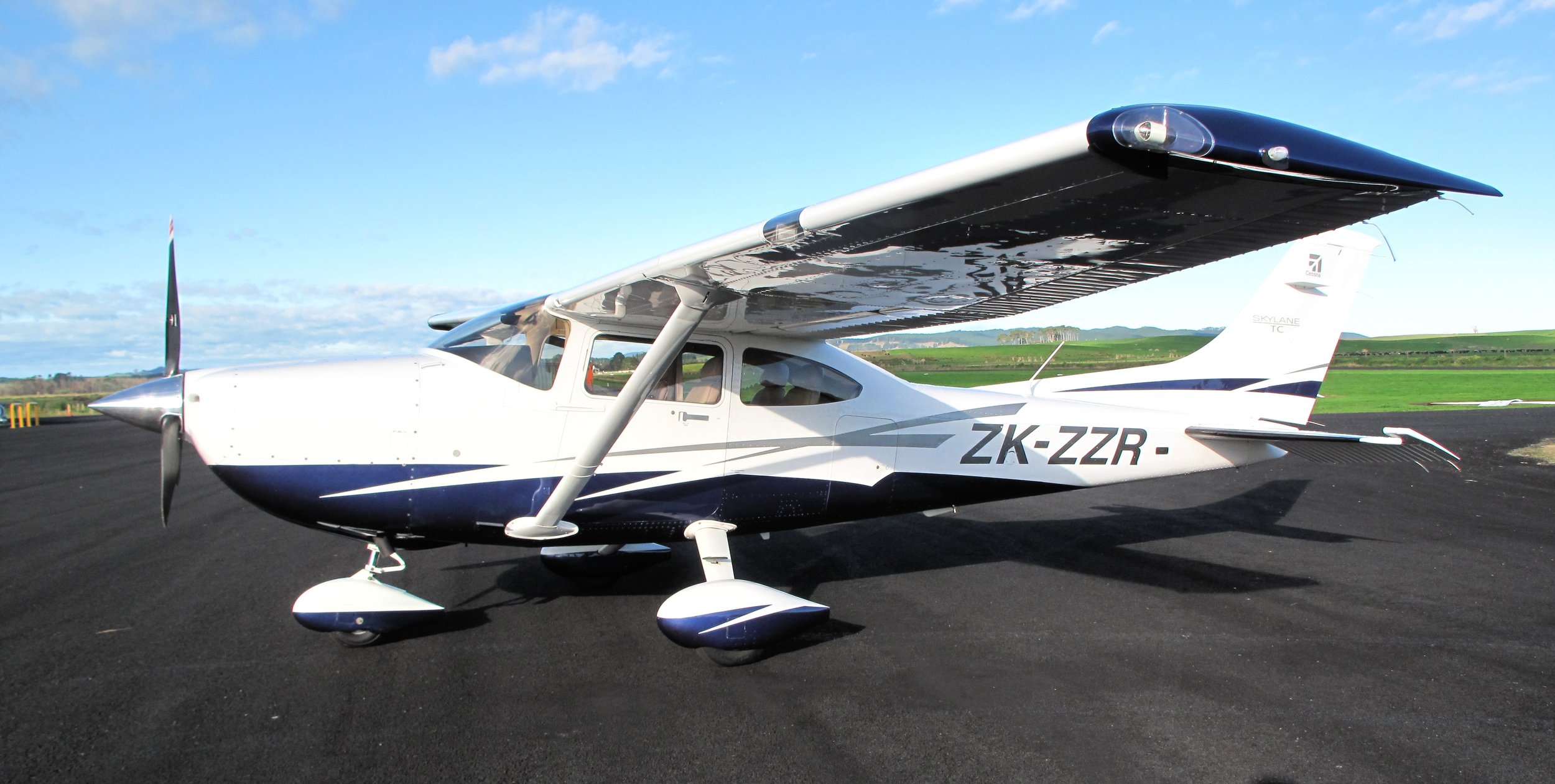 2011 Cessna T1812T