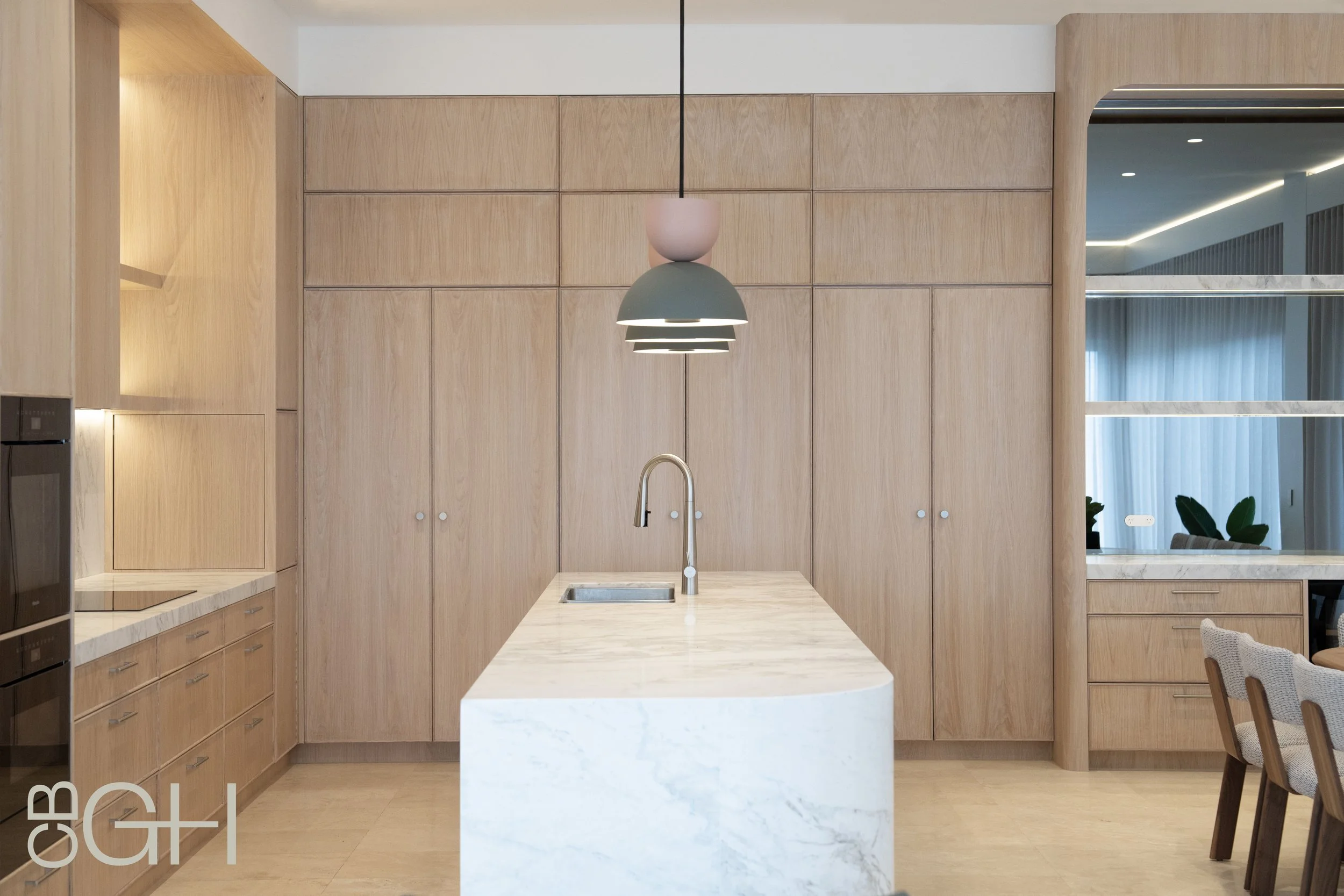 Multiple storage opportunities and connectivity for this elegant entertainers kitchen