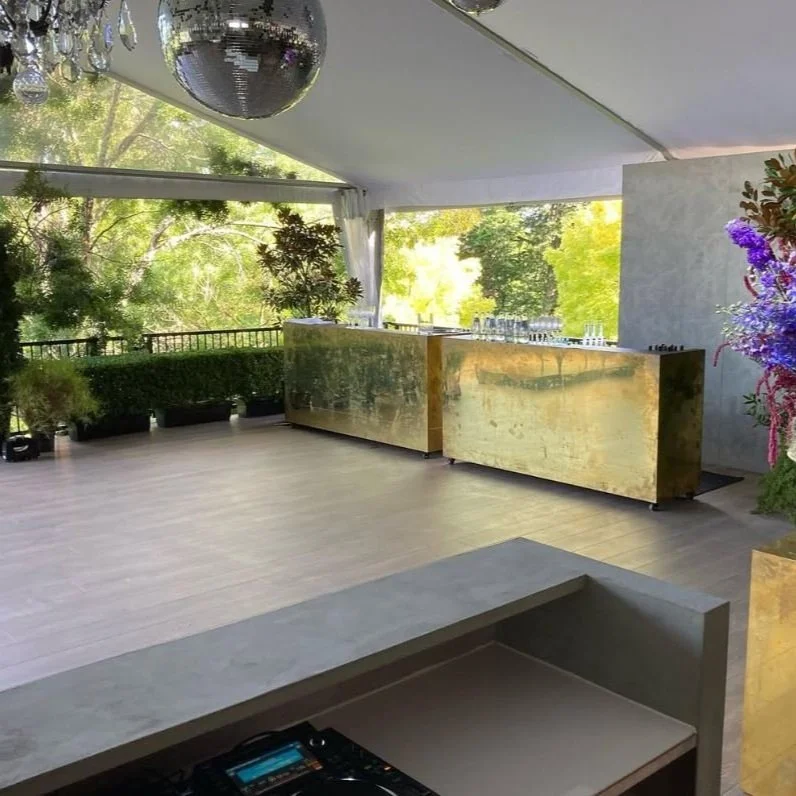 Brass+Bar+in+situ.jpg