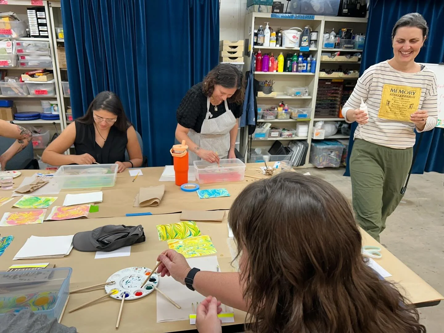 Scenes from the Marbeling class with @cobanricki 
Such fun!