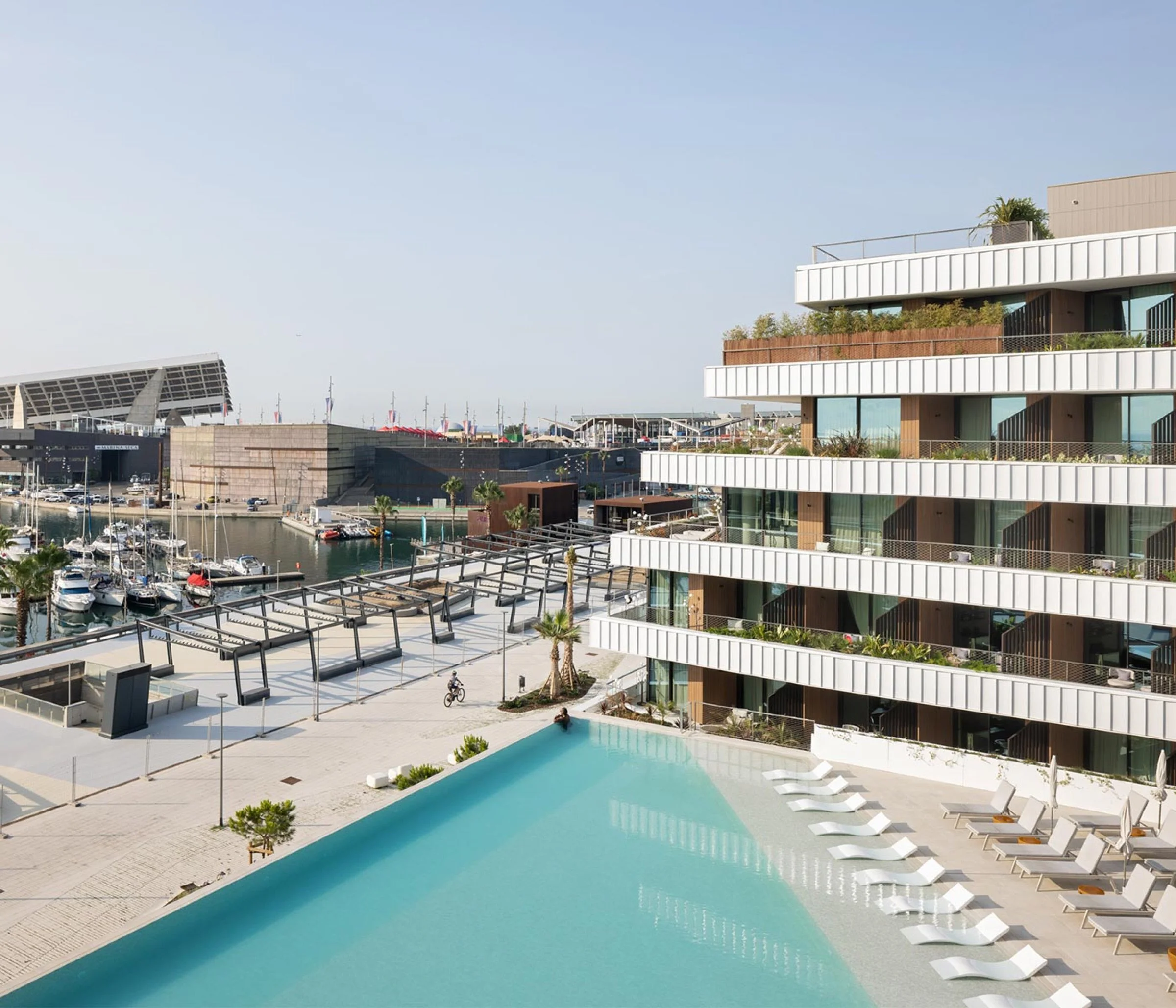 4-infinity-pool.jpg