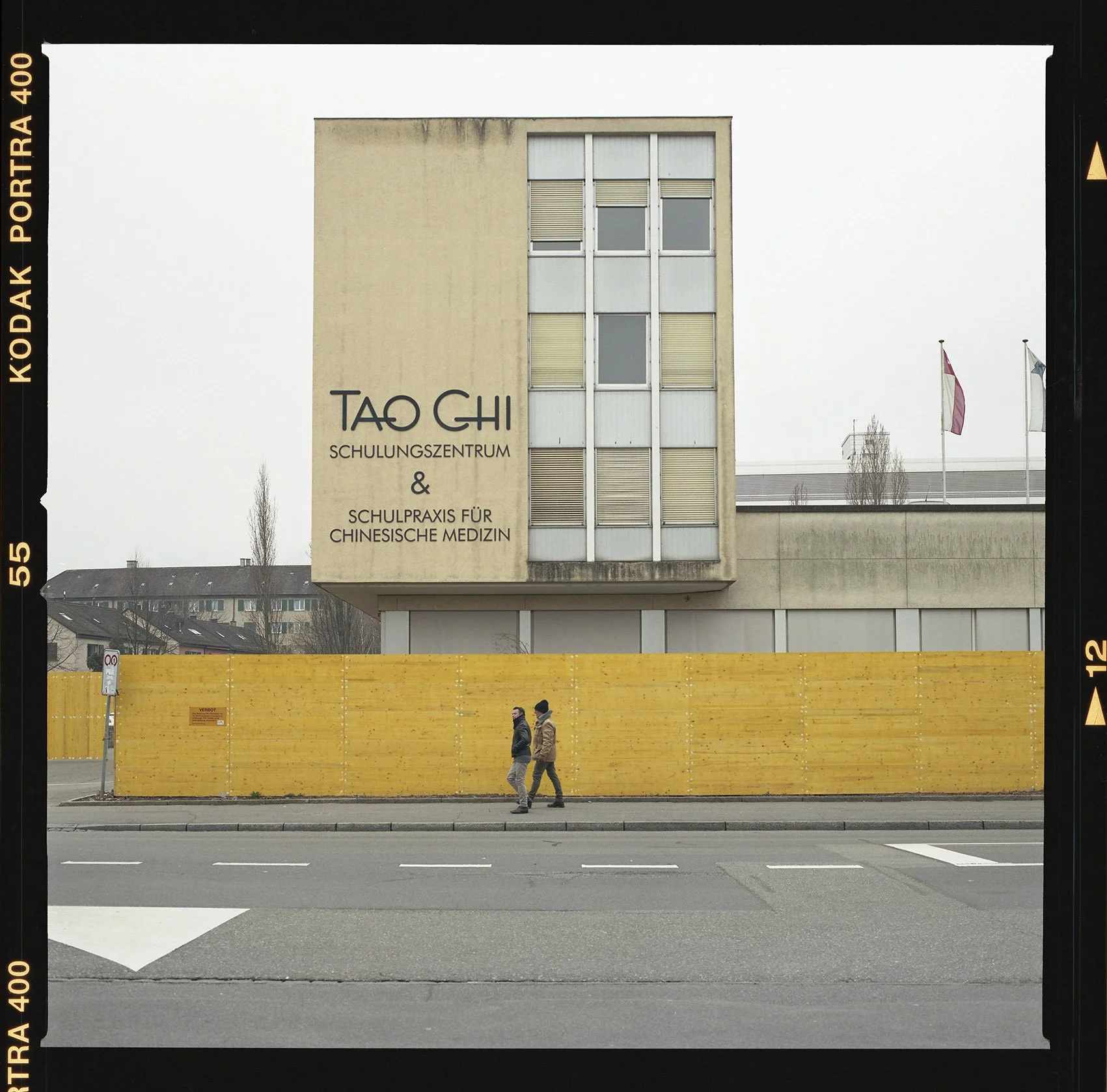 Bauwand_017_low.jpg