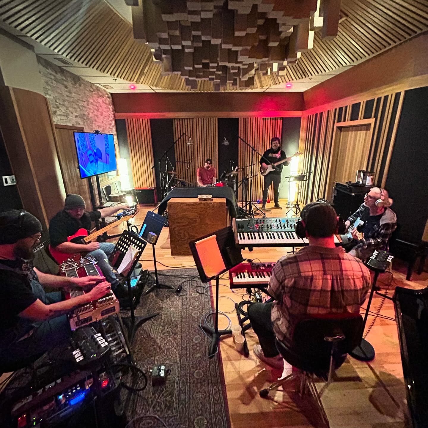 Back at the beautiful @rhcmusicto capturing top notch players at work. @aaron.allen.music