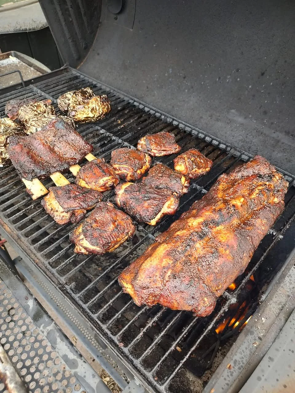 BBQ Beef Ribs Chicken Pork ribs 
