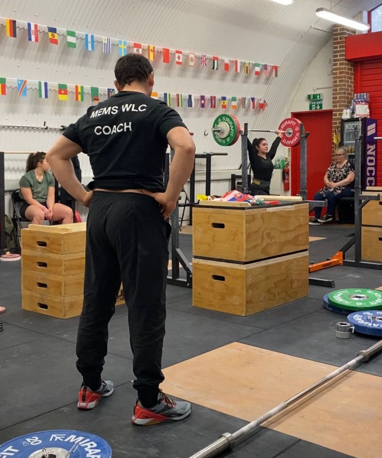 How do I prepare for weightlifting competitions? — MEM'S WEIGHTLIFTING