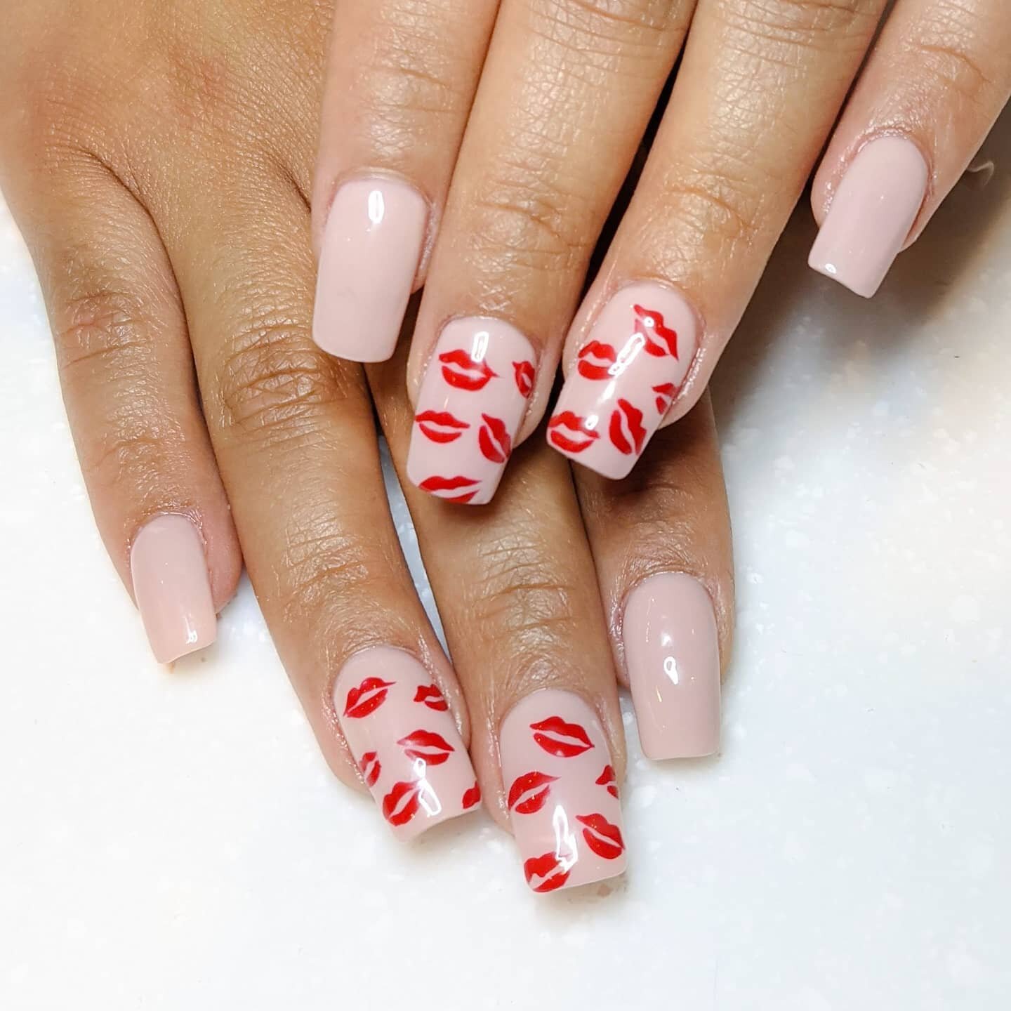 ⁠
Let the Valentines inspo BEGIN 💋💋⁠
.⁠
Book ahead for your Valentines Day appointments, if you have any questions please message us. ❤️⁠
_____________________________⁠
🌎 Online booking available!⁠
🖥️ NailSpaeEmsford.com⁠
📱Download our App 'Nail