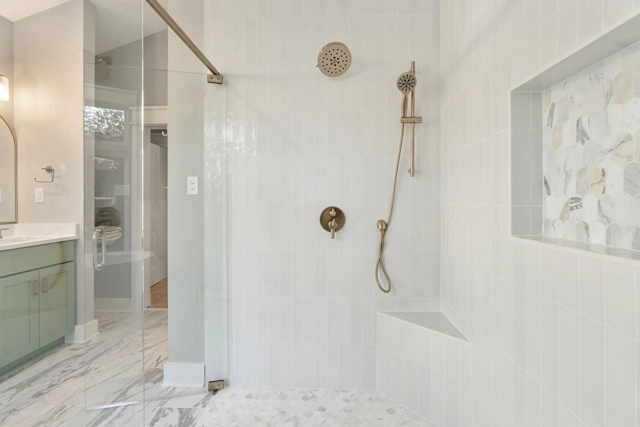 7-web-or-mls-2300 Brookwood Rd, Richmond, VA 23235, USA-7.jpg