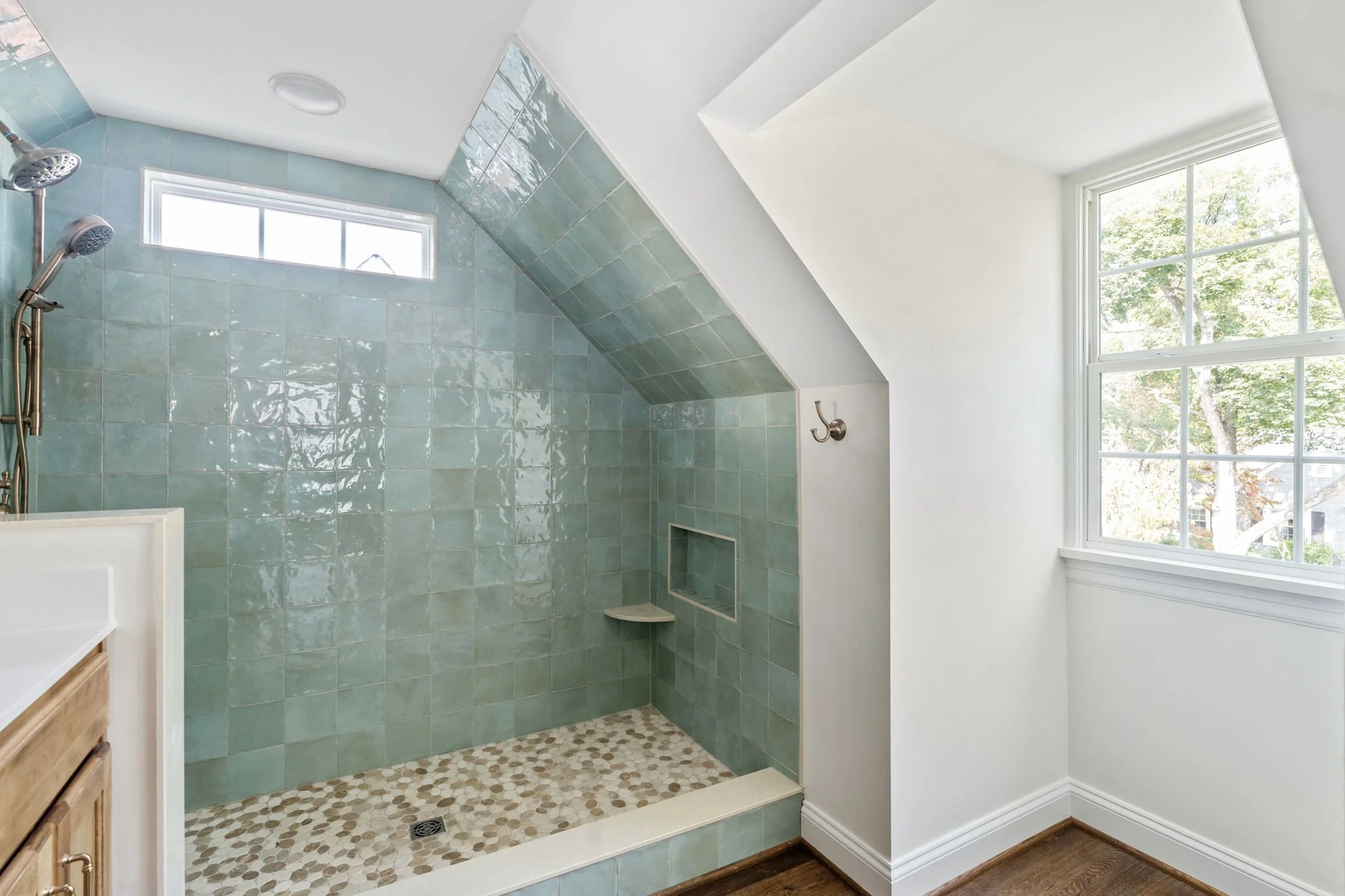 2-web-or-mls-3423 Rosewood Ave, Richmond, VA 23221, USA-2.jpg