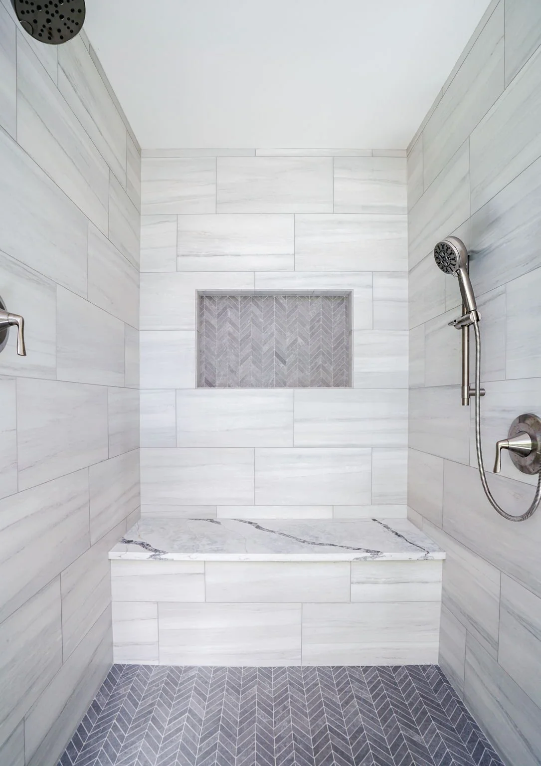 7-web-or-mls-12800 Saddleseat Place-7.jpg