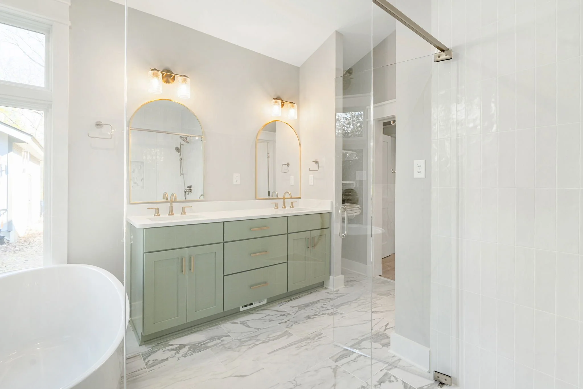 8-web-or-mls-2300 Brookwood Rd, Richmond, VA 23235, USA-8.jpg