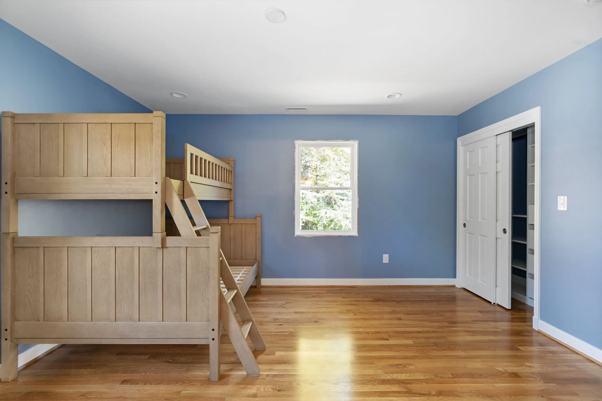 2-web-or-mls-4312 W Franklin St, Richmond, VA 23221, USA-2.jpg