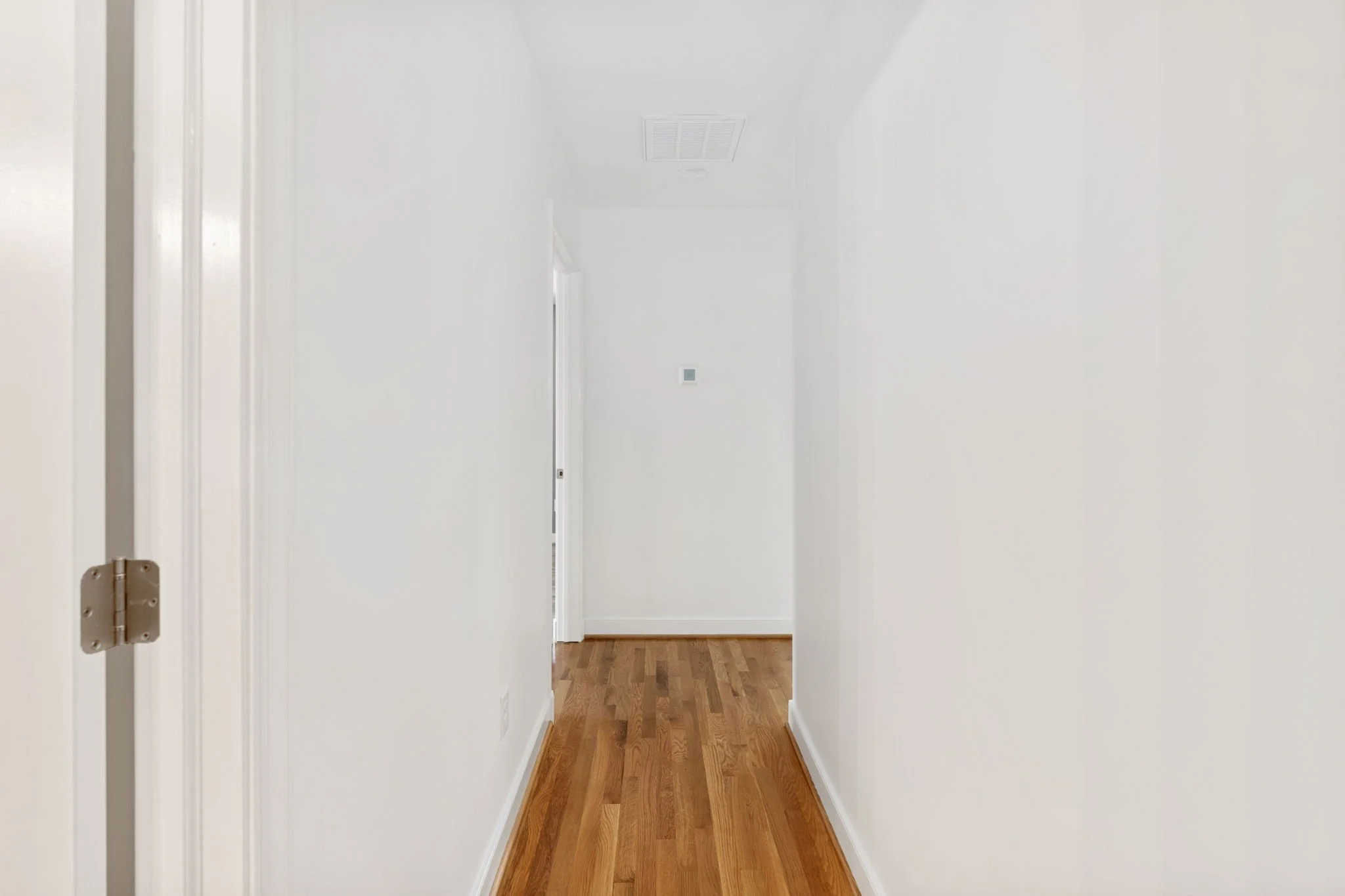 13-web-or-mls-4312 W Franklin St, Richmond, VA 23221, USA-13.jpg