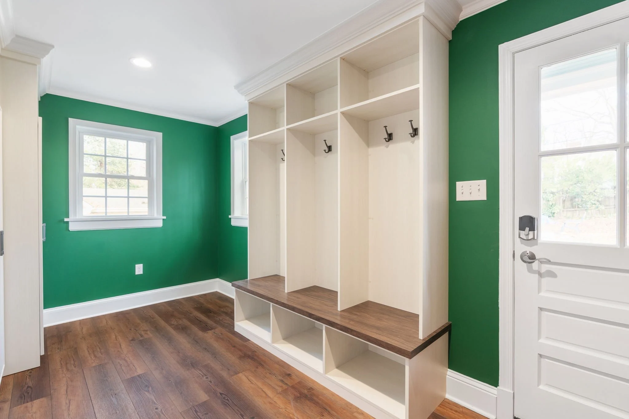 15-web-or-mls-807 Forest Ave, Richmond, VA 23229, USA-15.jpg