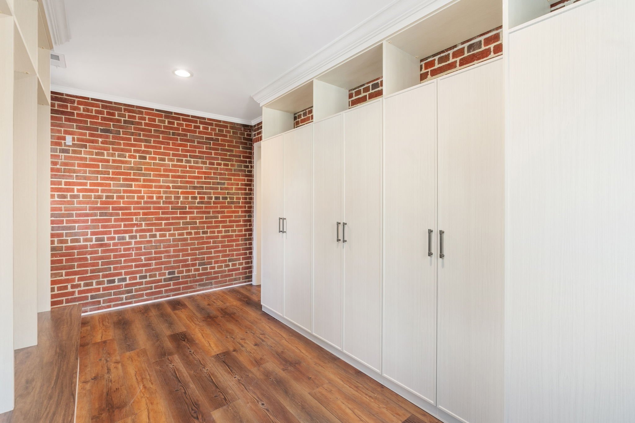 18-web-or-mls-807 Forest Ave, Richmond, VA 23229, USA-18.jpg