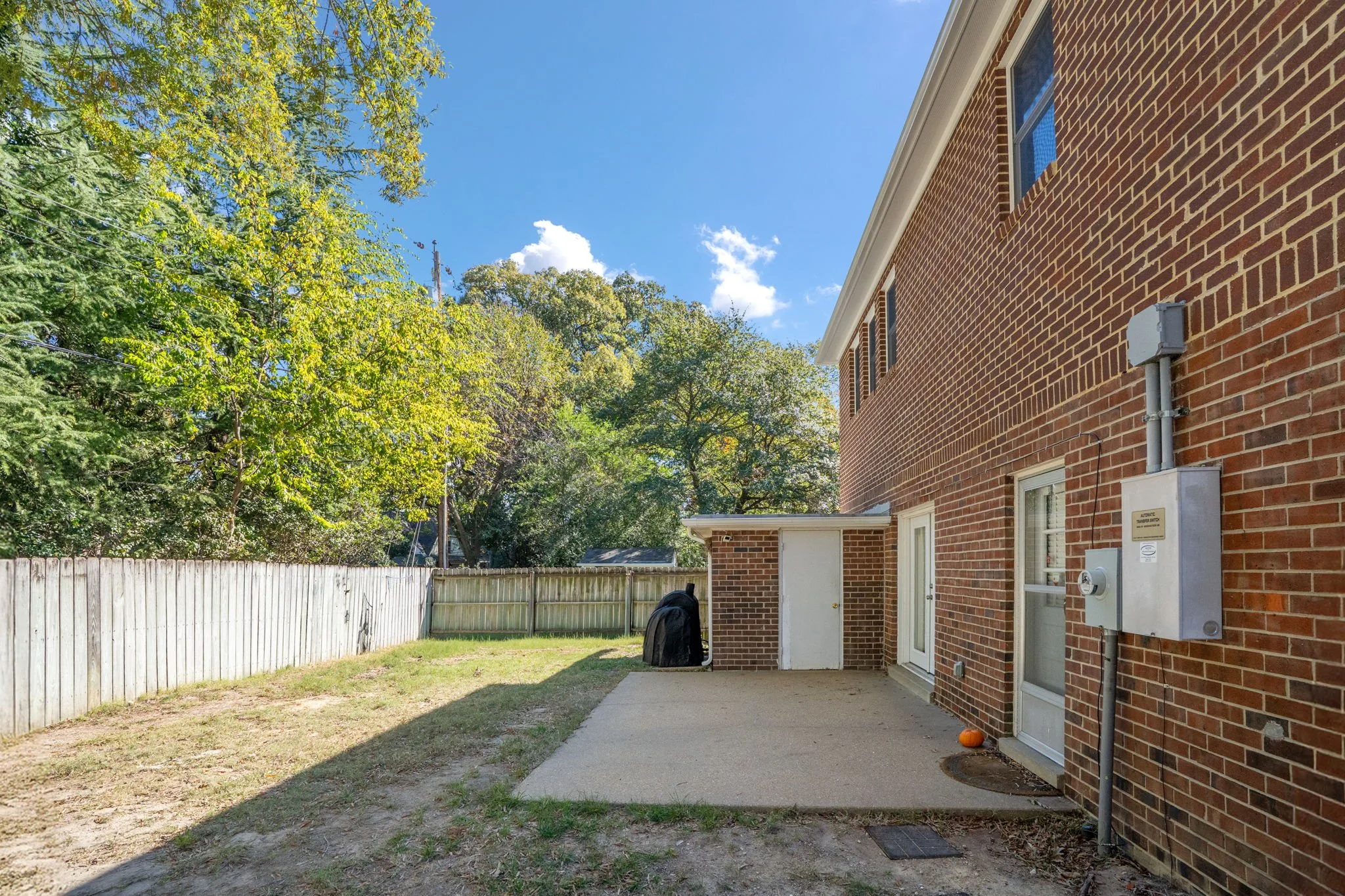 18-web-or-mls-4312 W Franklin St, Richmond, VA 23221, USA-18.jpg