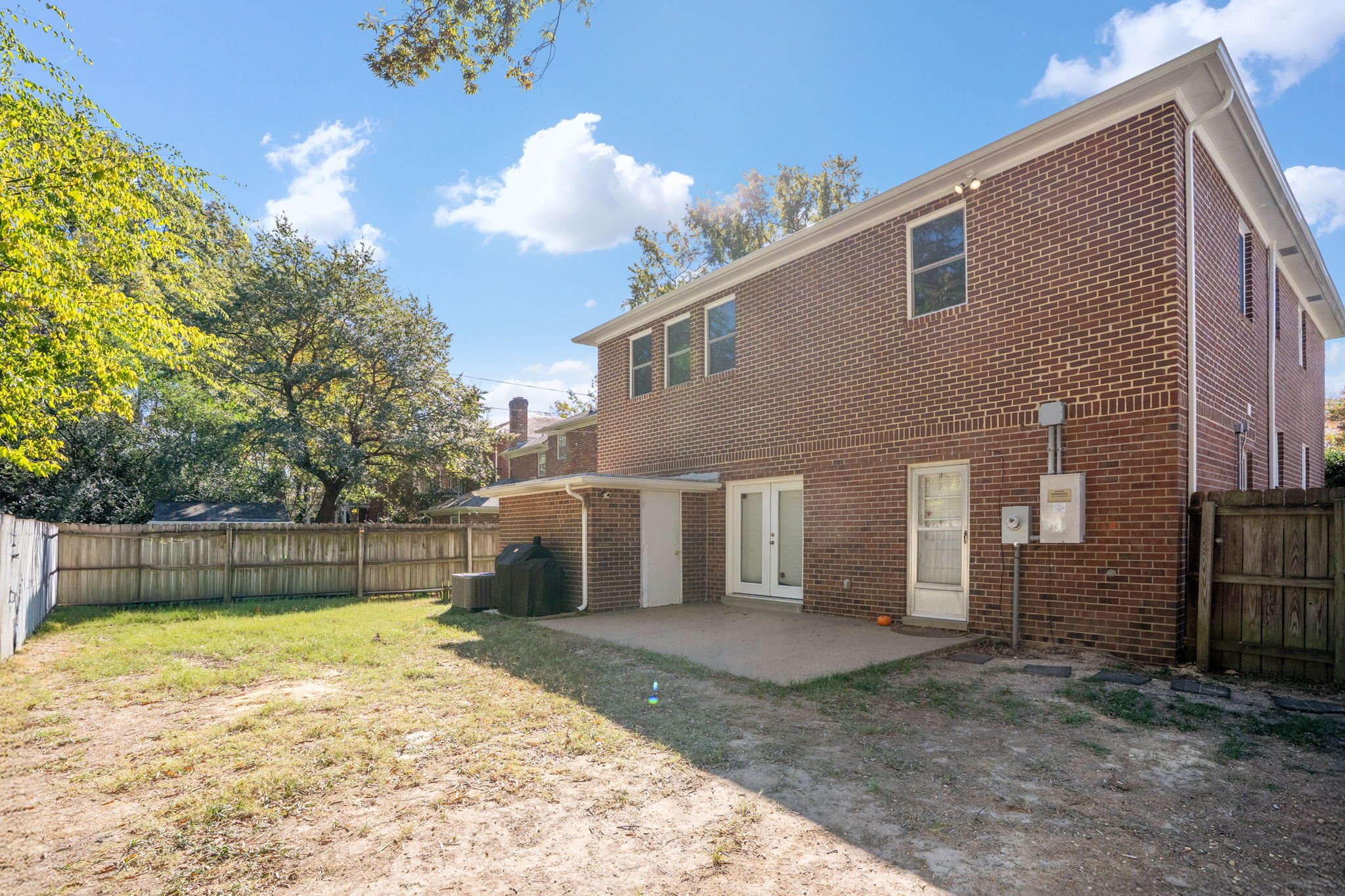 19-web-or-mls-4312 W Franklin St, Richmond, VA 23221, USA-19.jpg