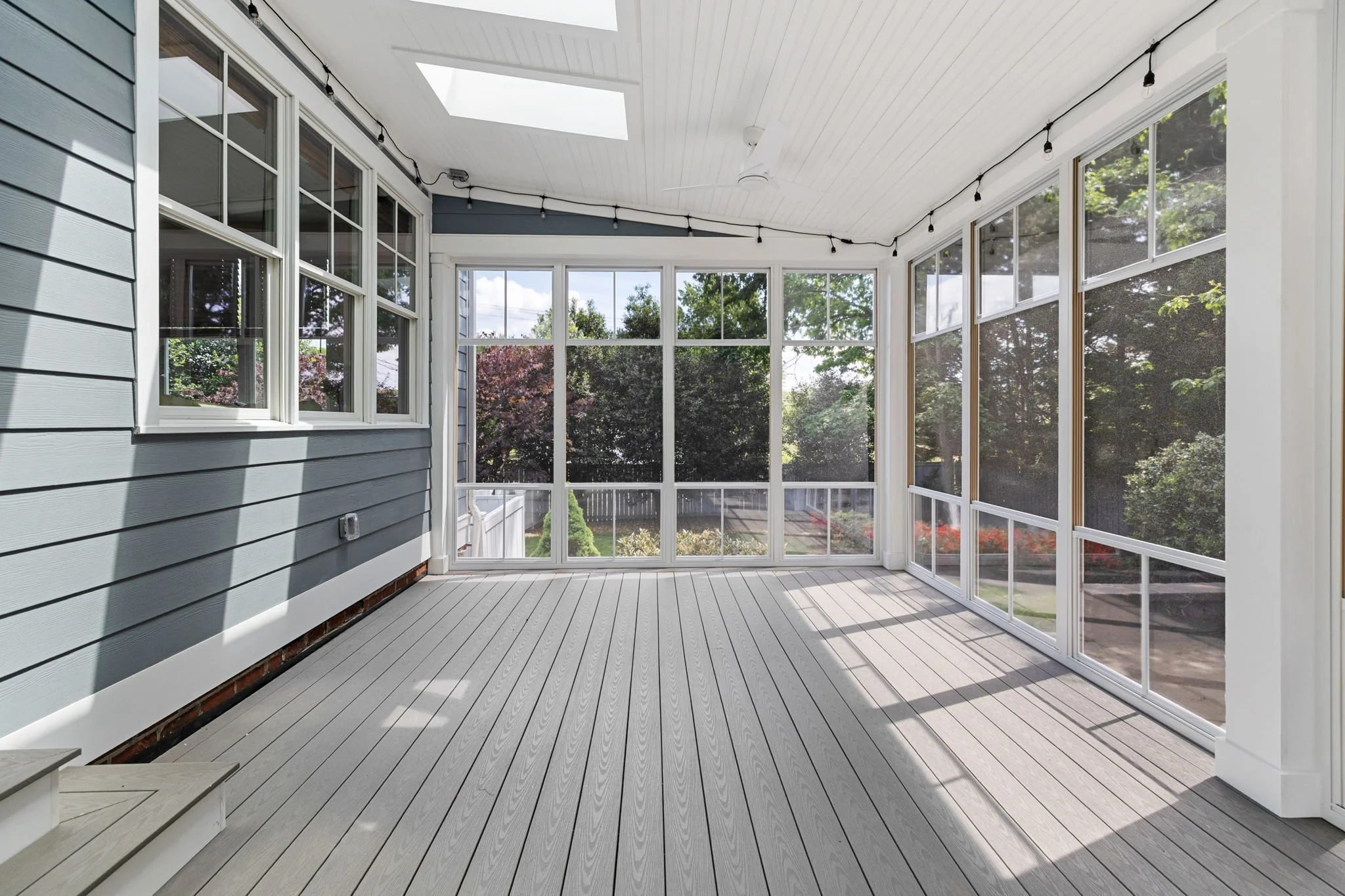 21-web-or-mls-full frame-8.jpg