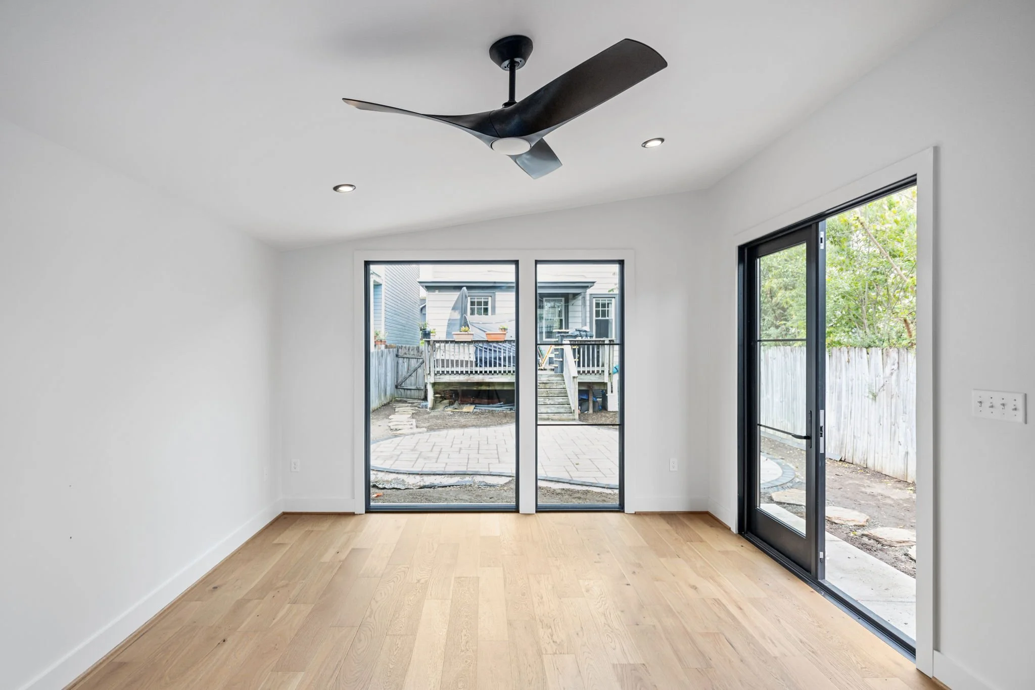 11-web-or-mls-cardiff outdoor-9.jpg