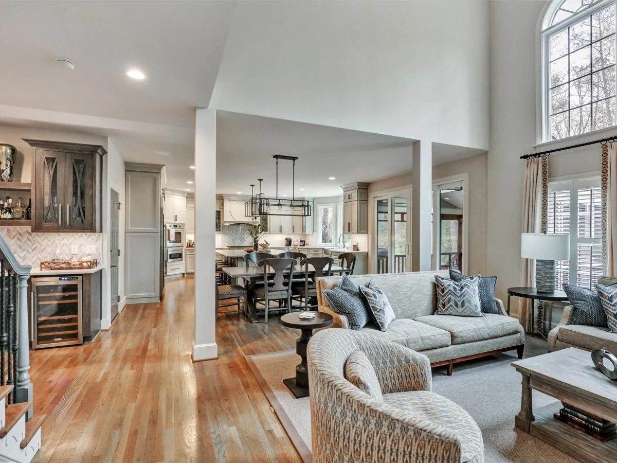 13-Family Room_Kitchen.jpg