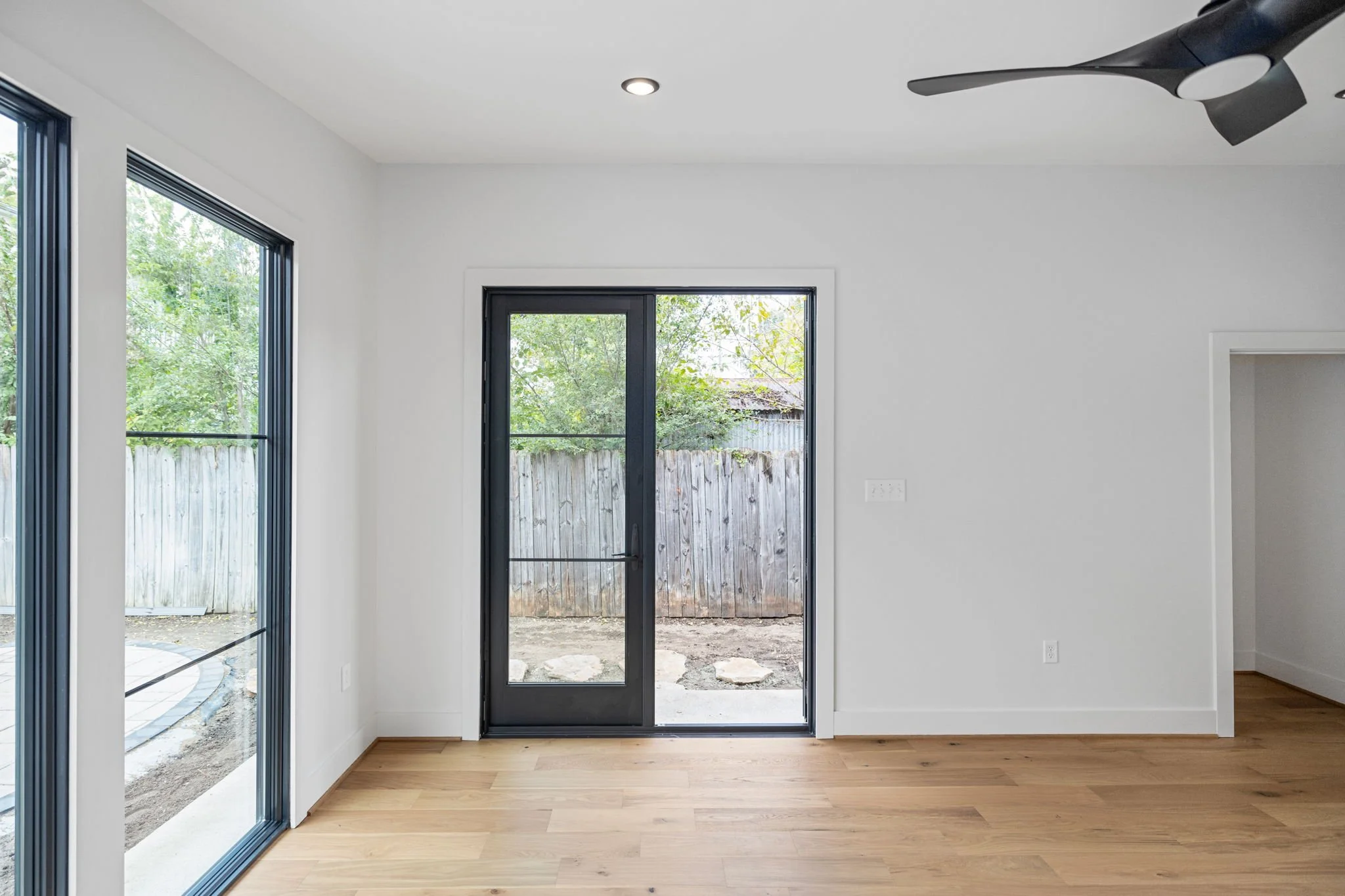 29-web-or-mls-cardiff outdoor-27.jpg