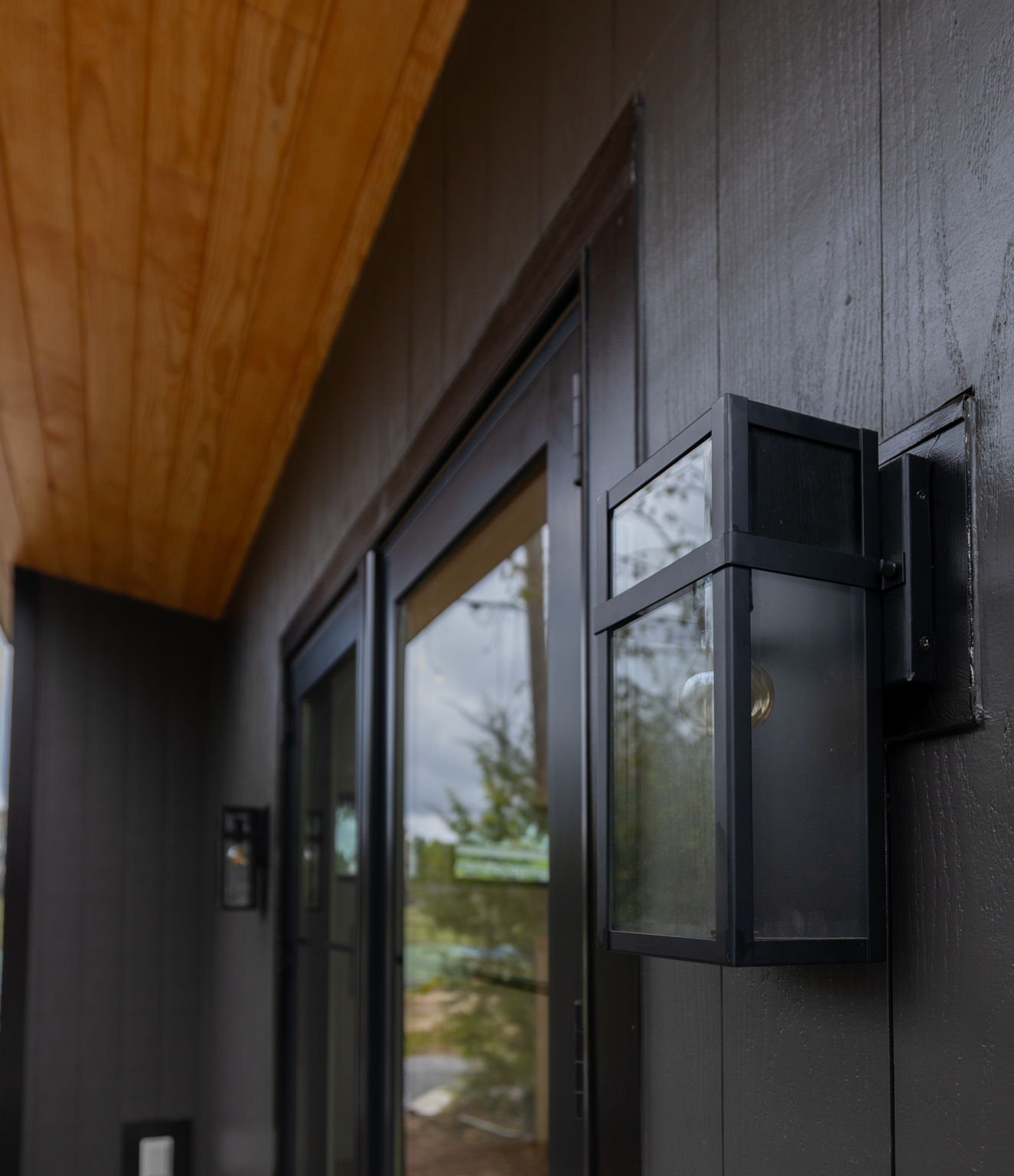 30-web-or-mls-cardiff outdoor details-1.jpg