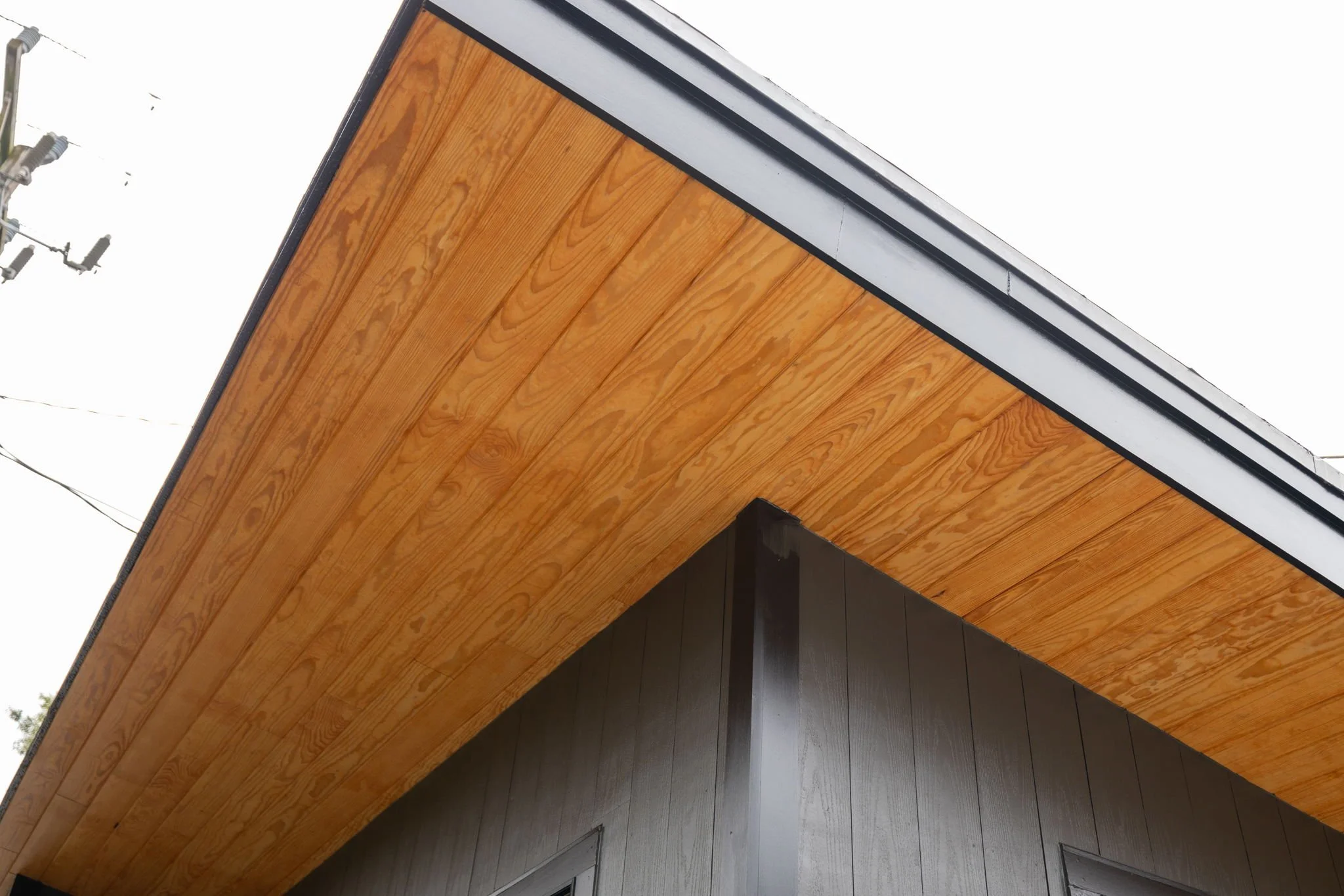 35-web-or-mls-cardiff outdoor details-6.jpg