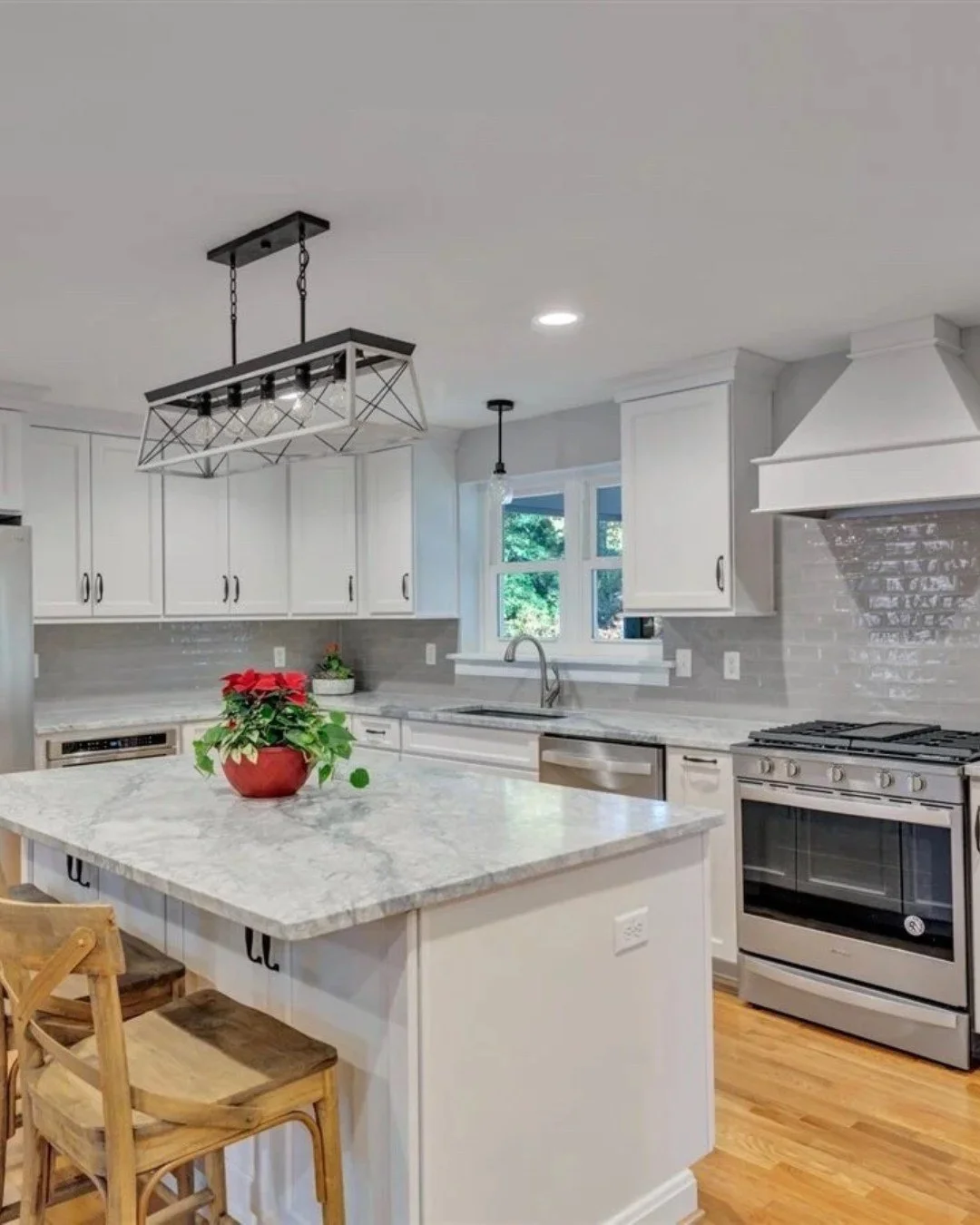 Our mission is to provide every client with an exceptional experience from start to finish. We&rsquo;re so grateful to work with amazing clients, helping bring their home dreams to life. Receiving a glowing review reminds us that we&rsquo;ve done jus