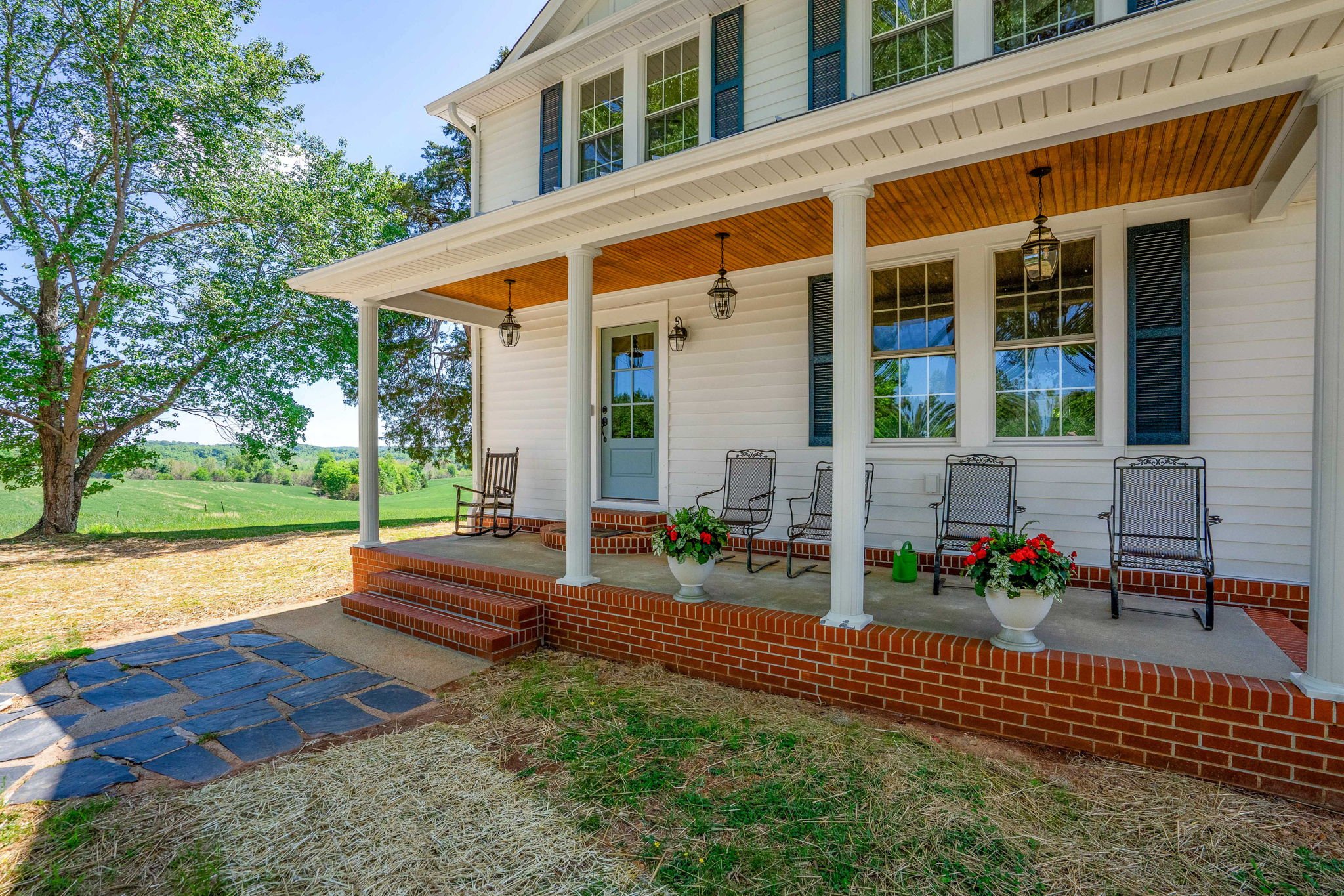 164-web-or-mls-7733 S James Madison Hwy exterior-73.jpg