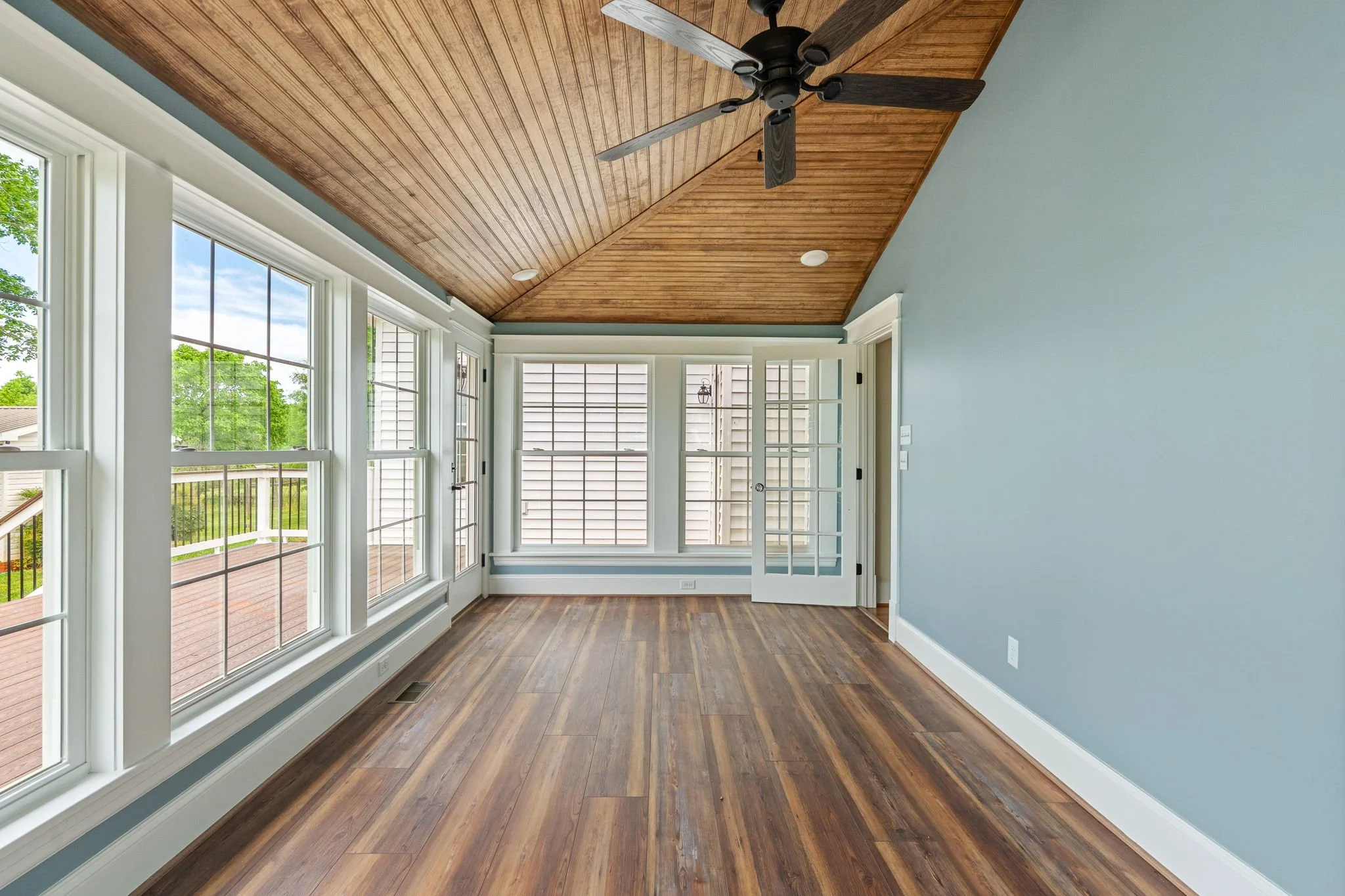37-web-or-mls-7733 S James Madison interior-38.jpg